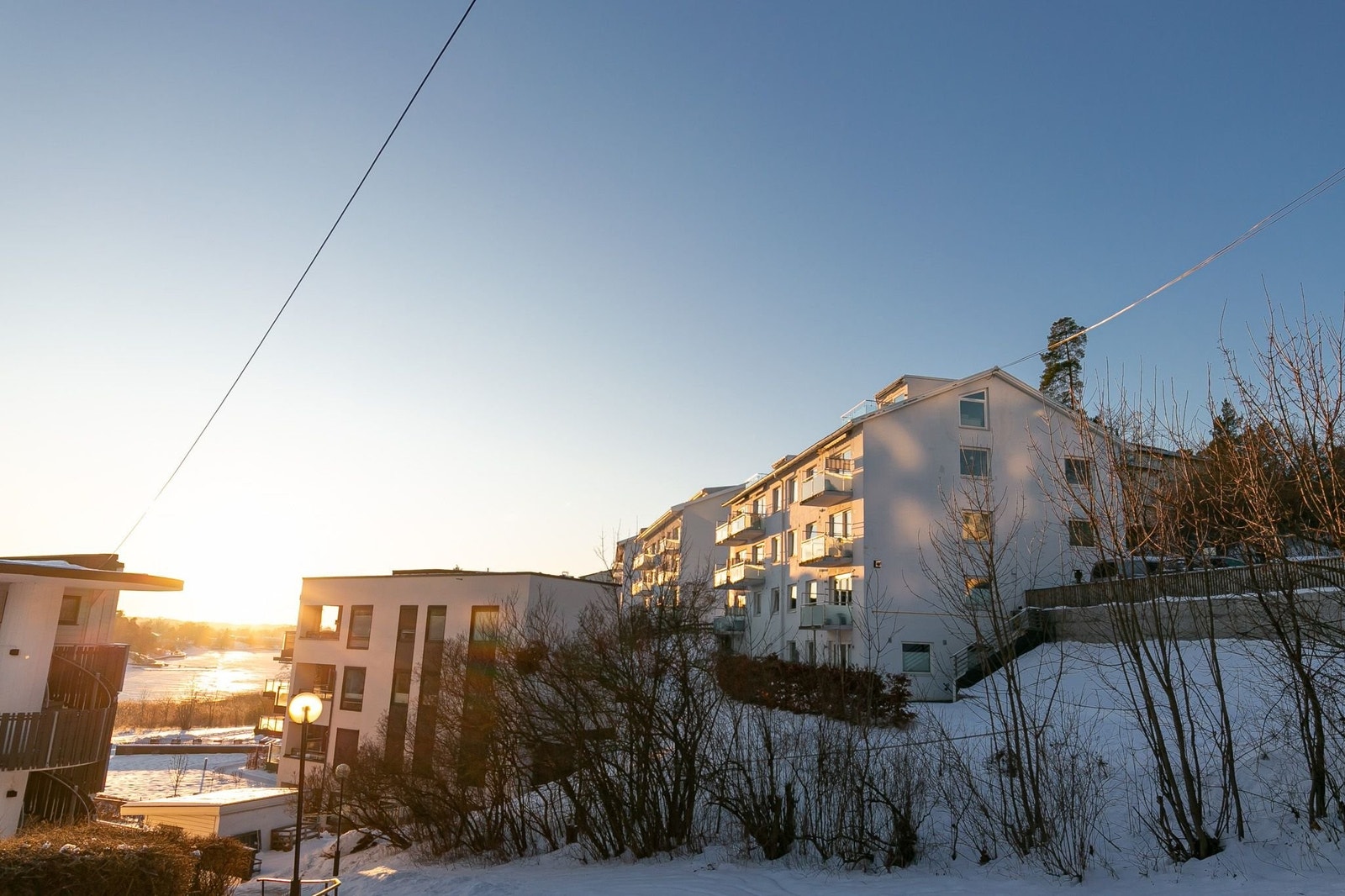 Holtekilen Panorama i solnedgang. Galleribilde