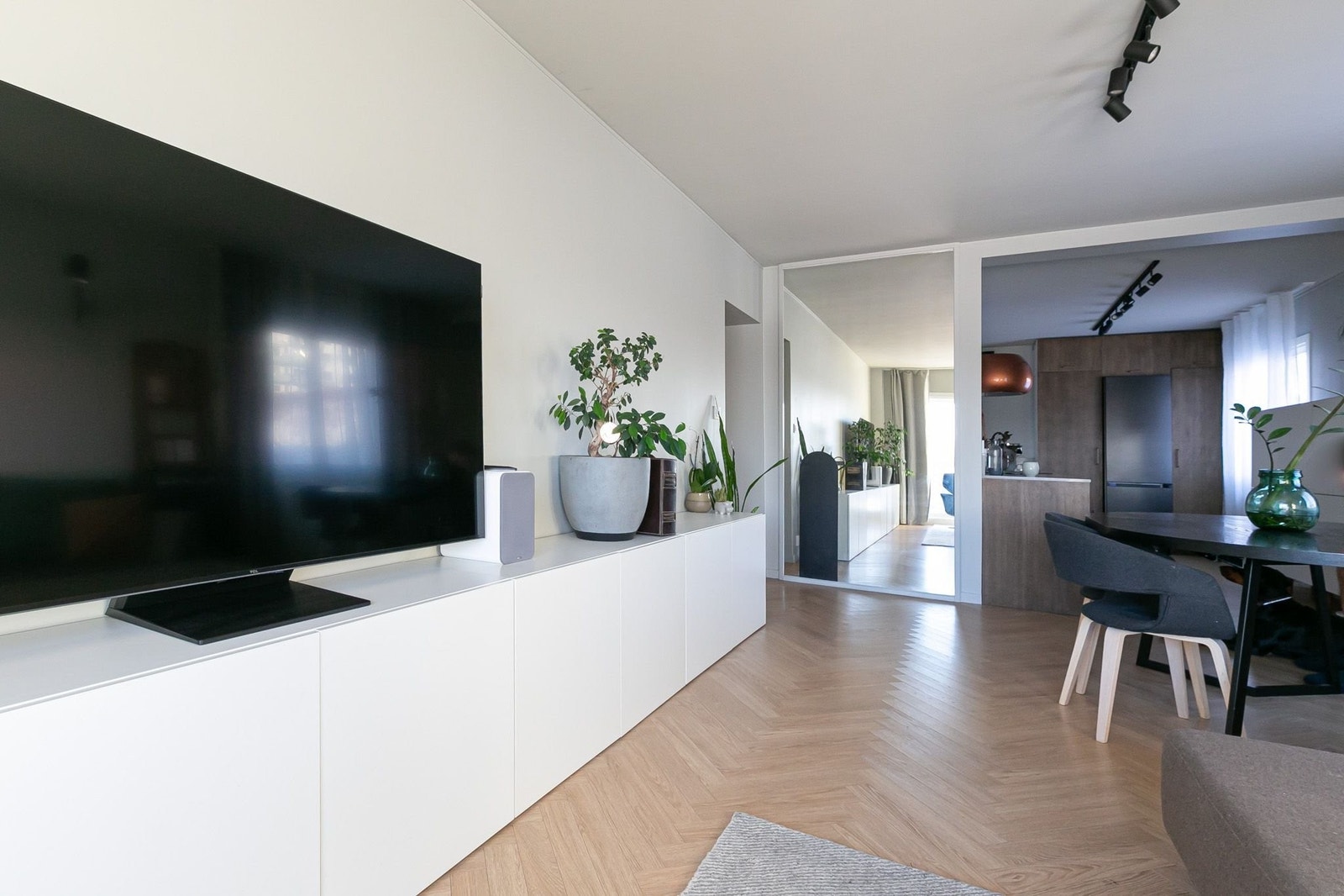 Åpen kjøkken-stue løsning Galleribilde