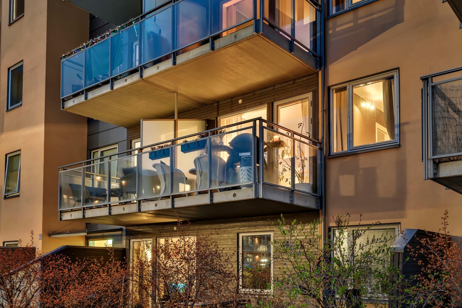 Leiligheten ligger vendt mot hyggelig bakgårdsmiljø. Galleribilde