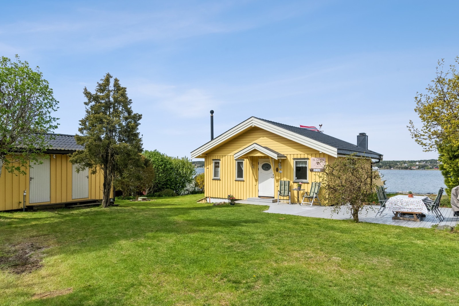 Annekset inneholder en praktisk bod og et gjesterom Galleribilde