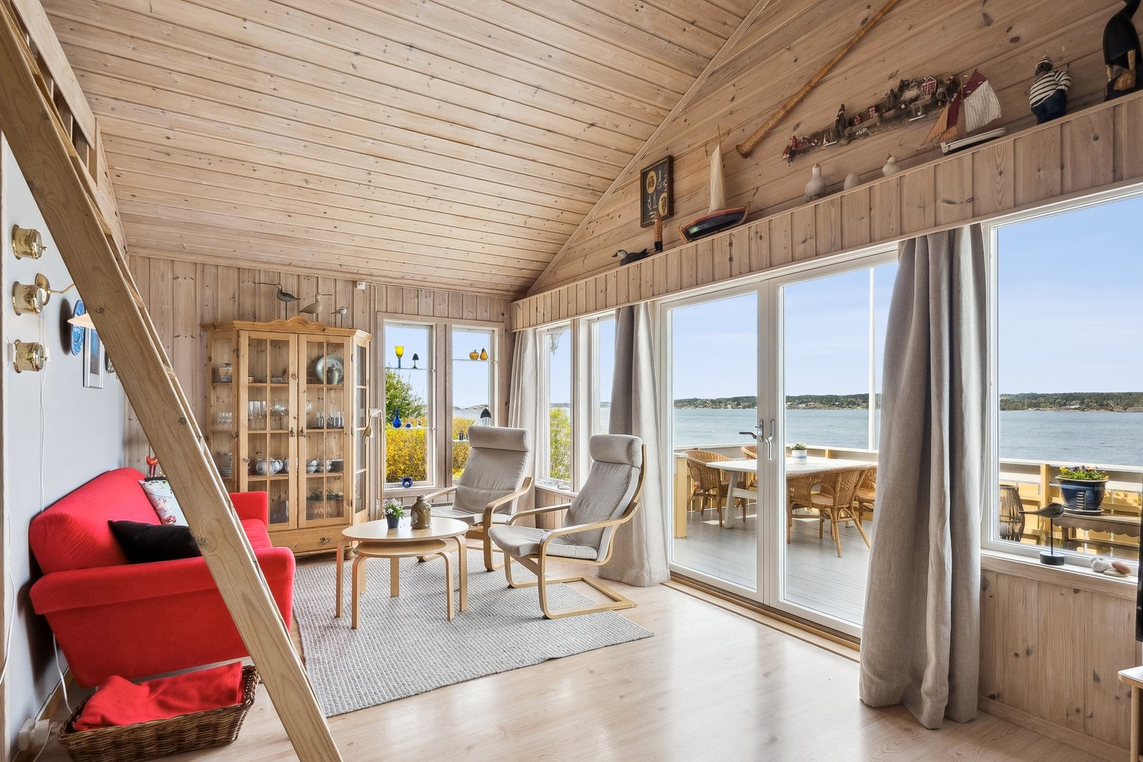 Vinduene slipper inn rikelig med dagslys Galleribilde