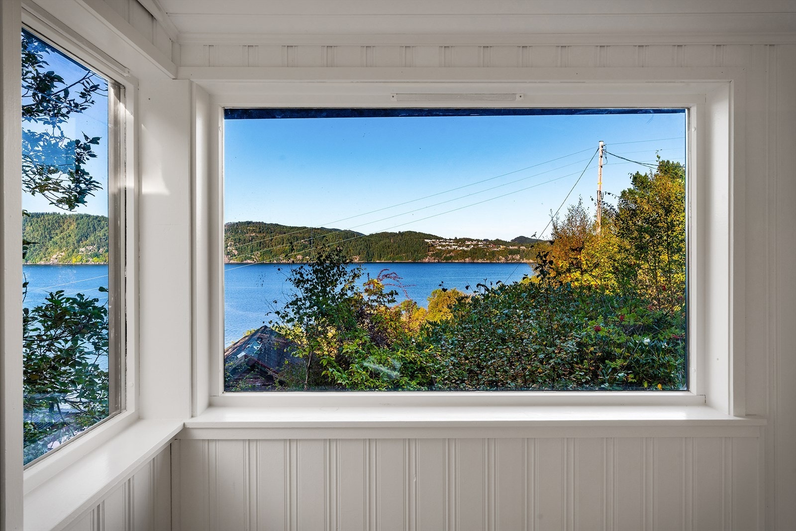 - Merk nydelig utsikt mot Herdlefjorden - Galleribilde