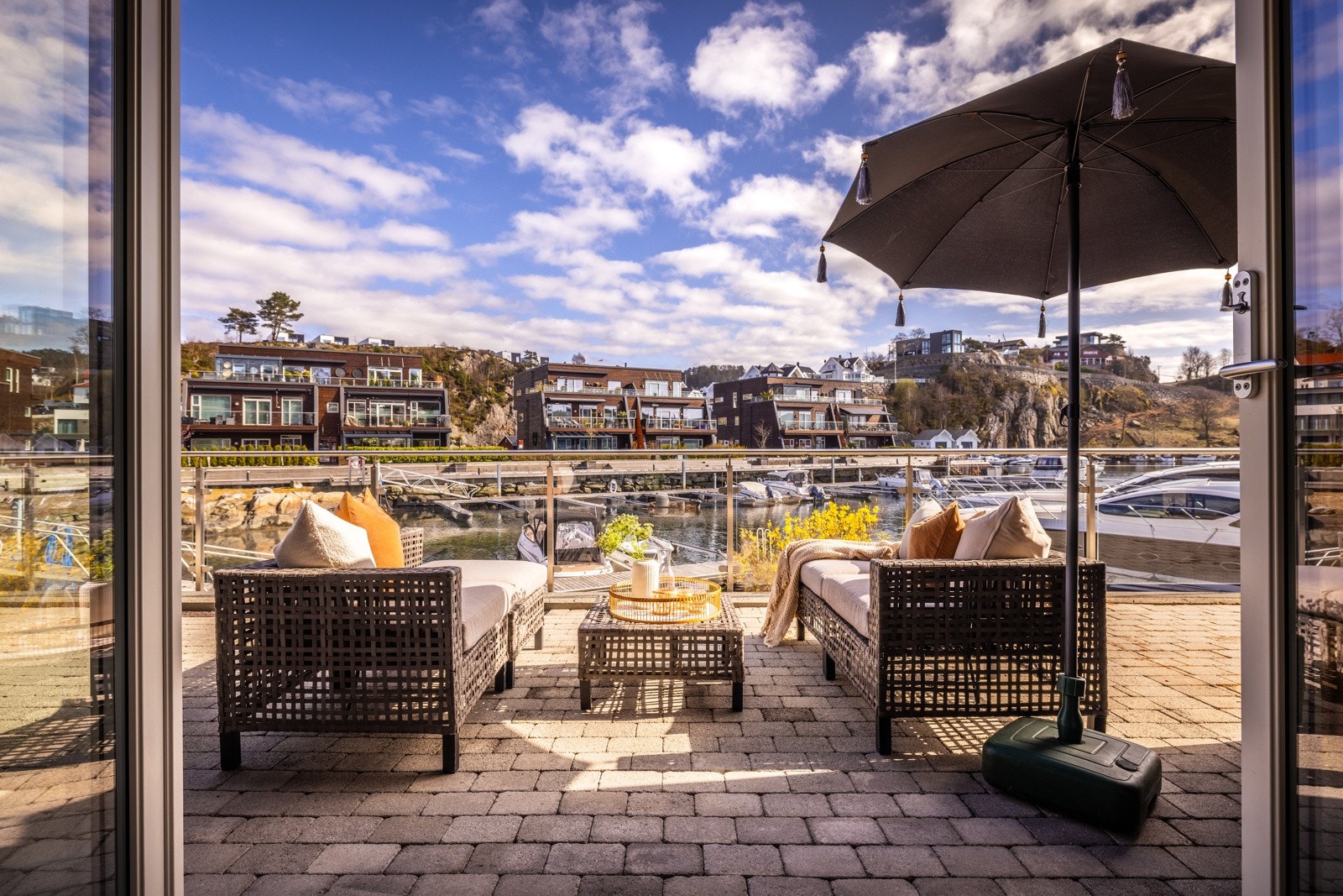 - Her kan man drømme seg bort og nyte de vakre omgivelsene - Galleribilde