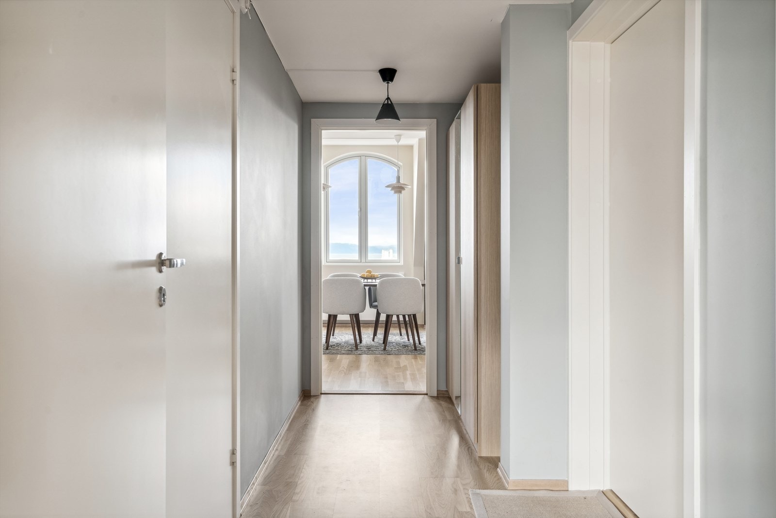 Entré på 5,5m². Galleribilde