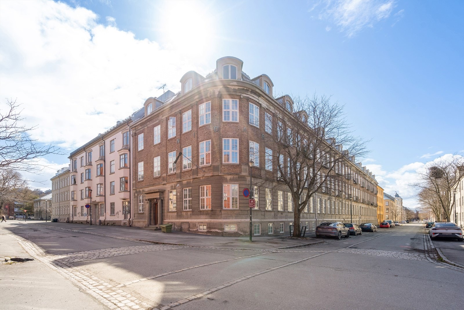 Fasade. Galleribilde