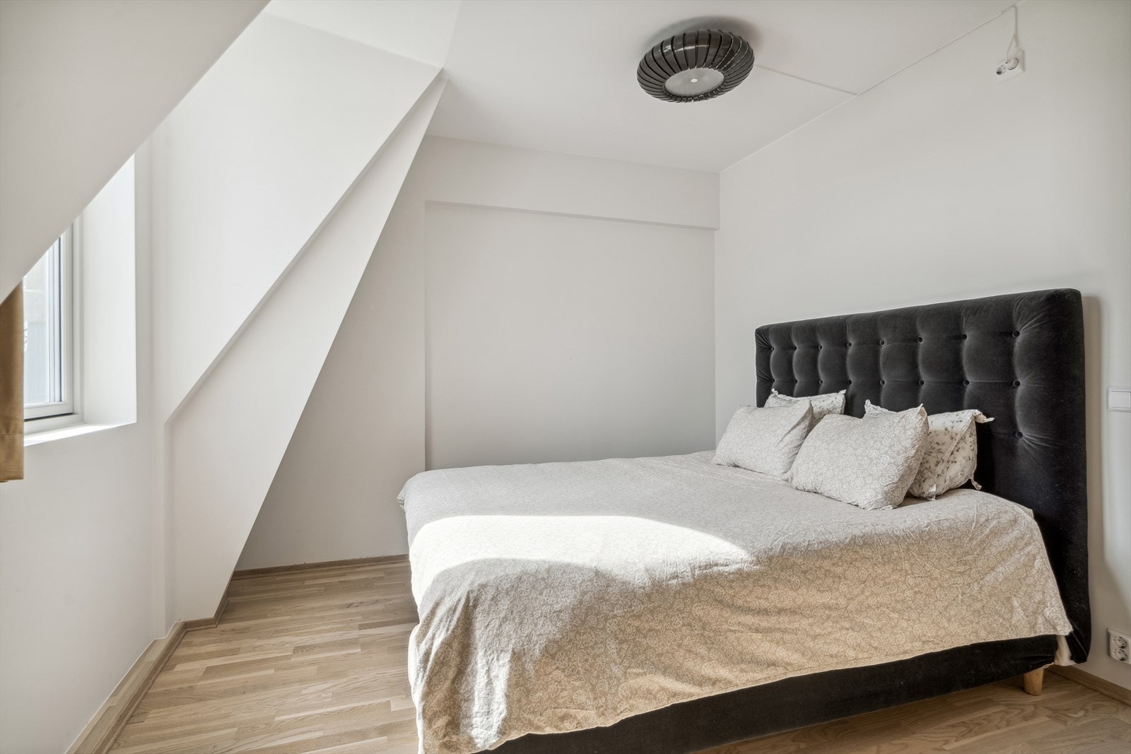 Leiligheten er utstyrt med balansert ventilasjon som skaper et behagelig inneklima. Galleribilde