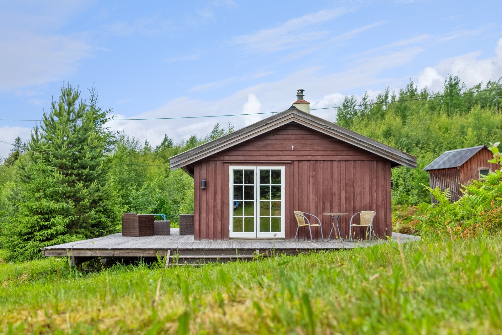 Det er også nærhet til en rekke rekreasjonsmuligheter, slik som golfbane og treningssenter. Galleribilde