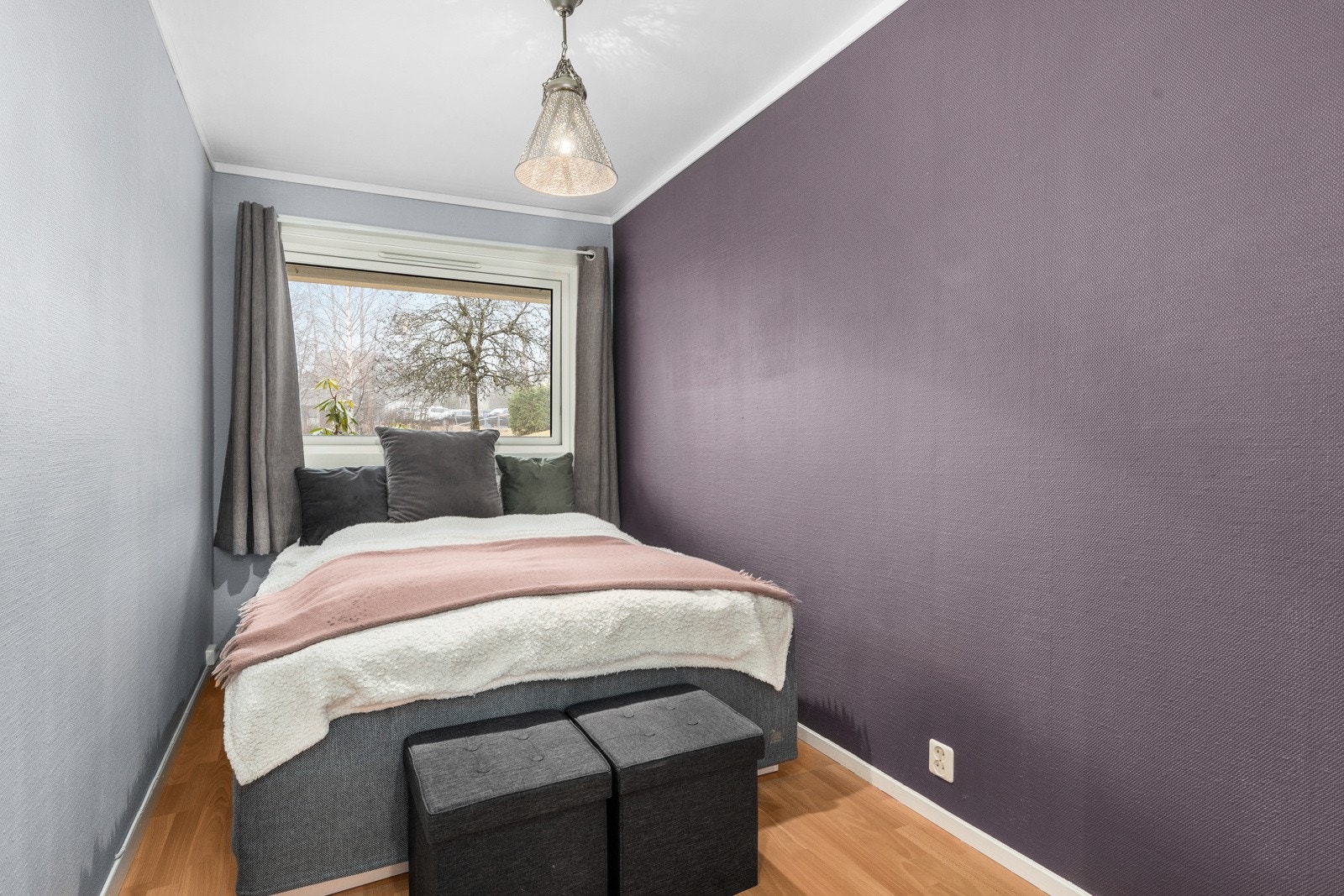 Soverom ll Galleribilde