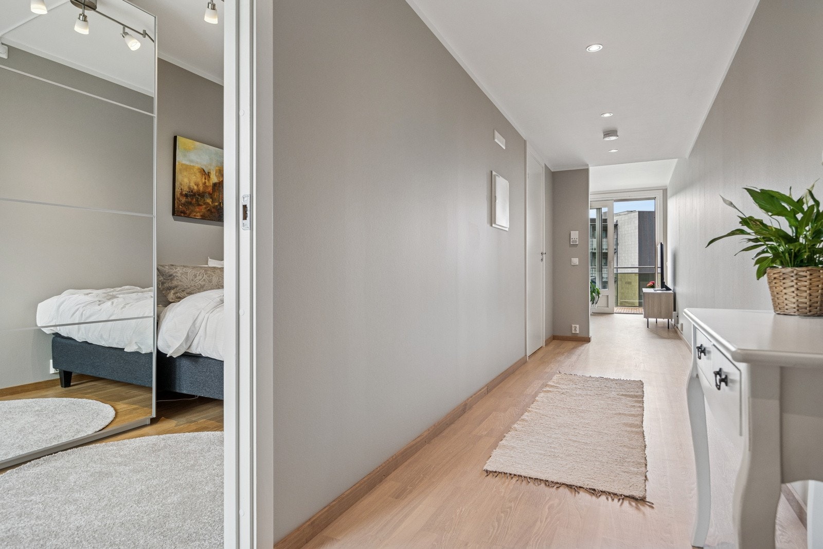 Leiligheten har en gjennomgående høy standard med TG0/TG1 på alle punkt. Galleribilde