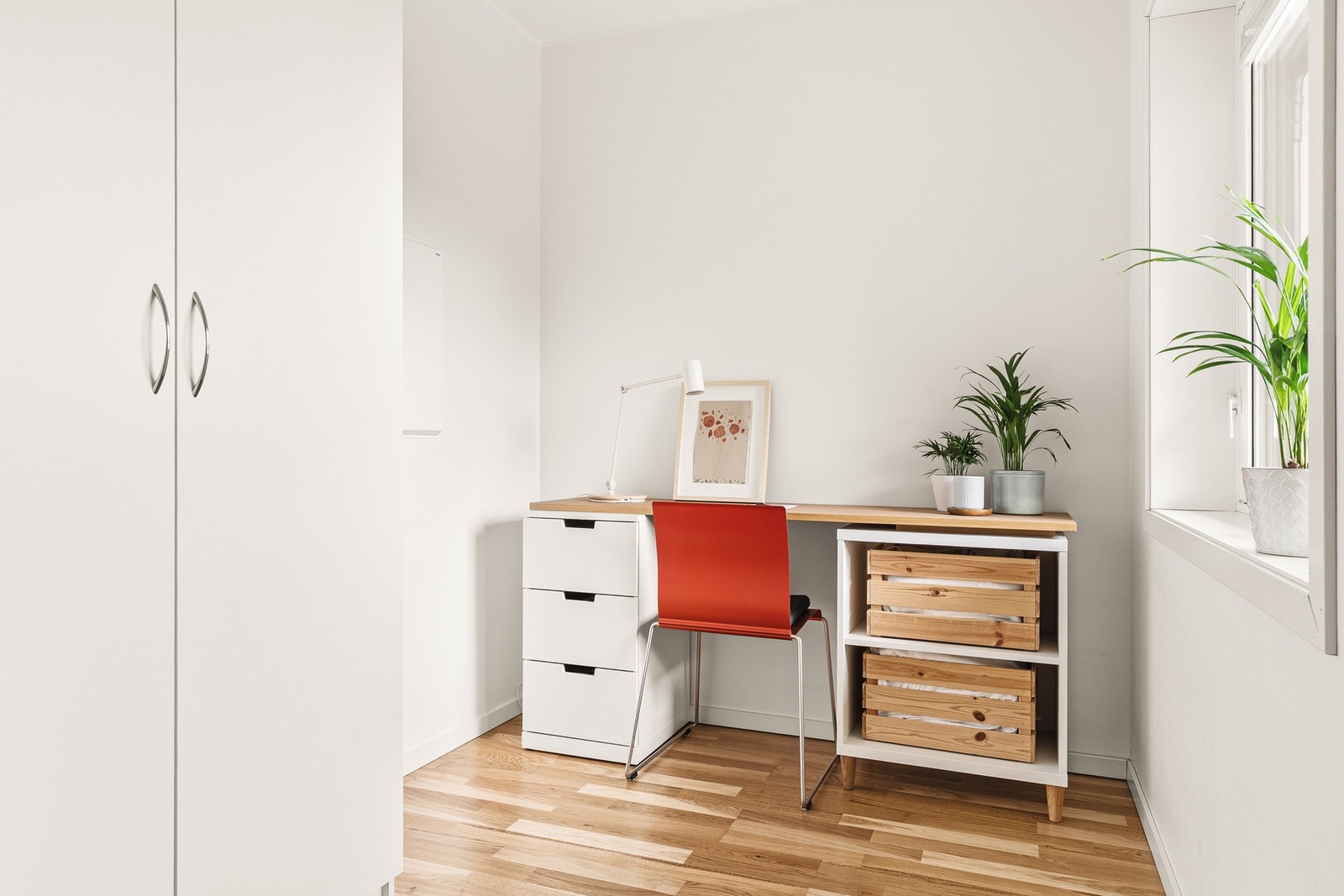 Praktisk kontor med flere bruksmuligheter. Merk at dette rommet er bod på tegninger. Galleribilde