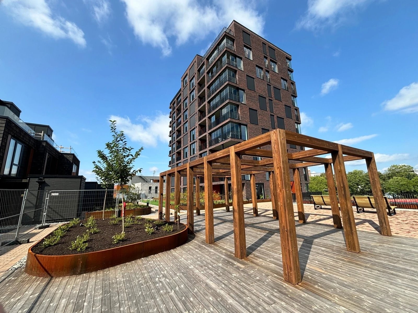 Byhaven Vertikal fra takhagen Galleribilde