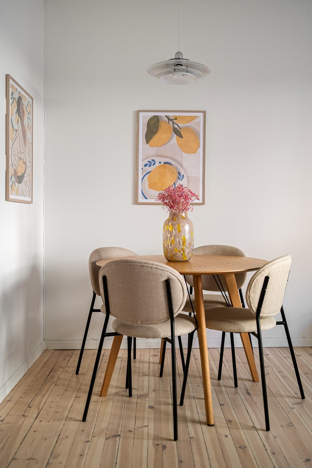 Plass til et hyggelig spisebord Galleribilde