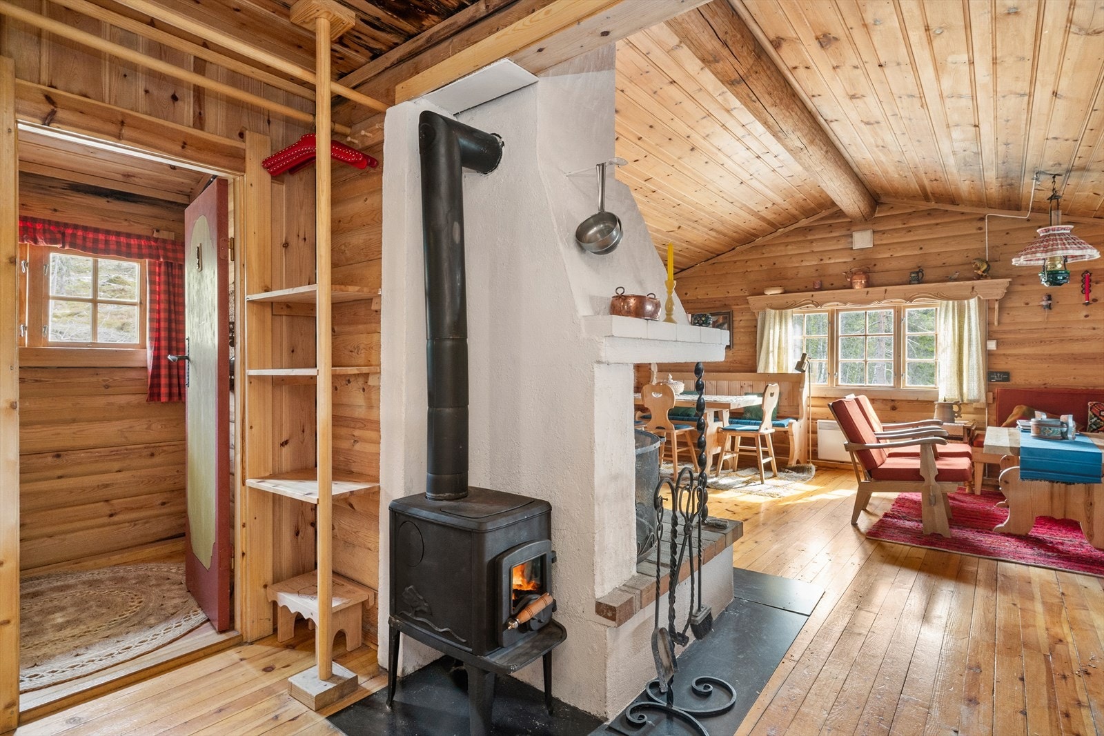 Ekstra vedovn for mer varmeeffektiv fyring. Galleribilde