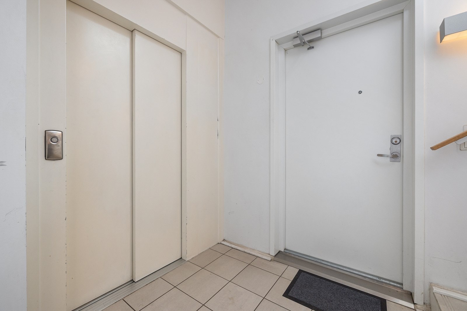 Det er heis i bygget. Galleribilde