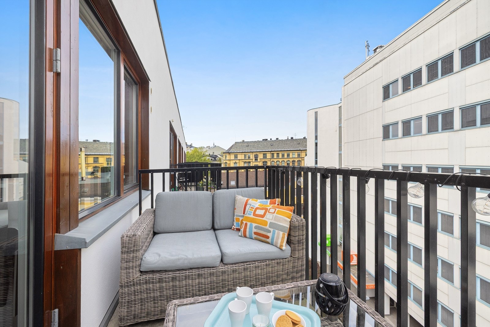 Kristoffer Mjåtveit har gleden av å presentere Lille Bislett 24! Galleribilde