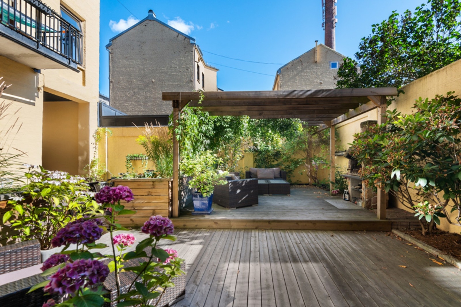 Fantastisk, felles bakgård! Galleribilde