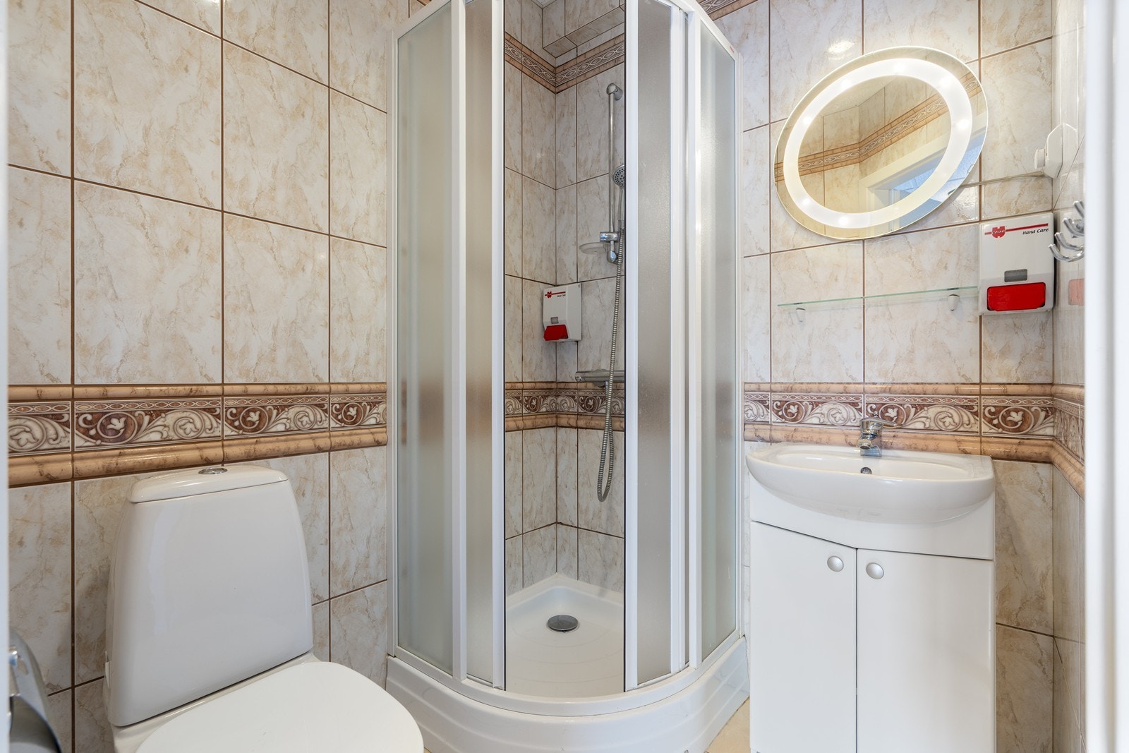 Eget bad til alle 8 soverommene Galleribilde