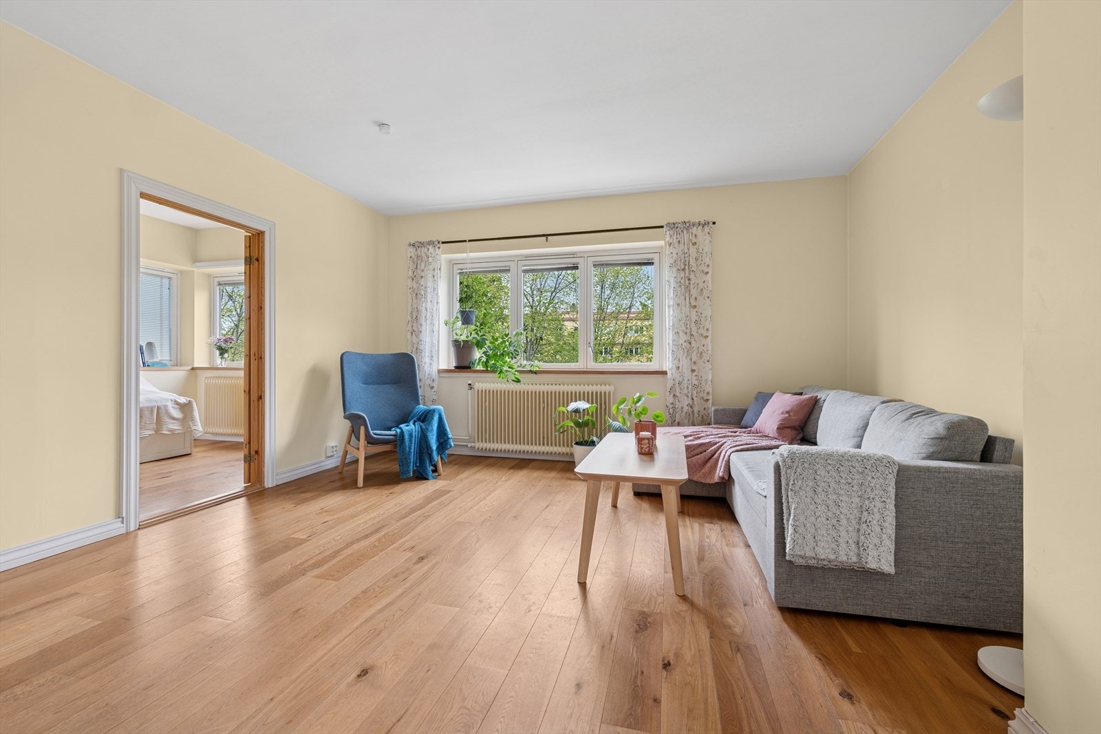 Leiligheten er utstyrt med en lekker eikeparkett i alle rom Galleribilde