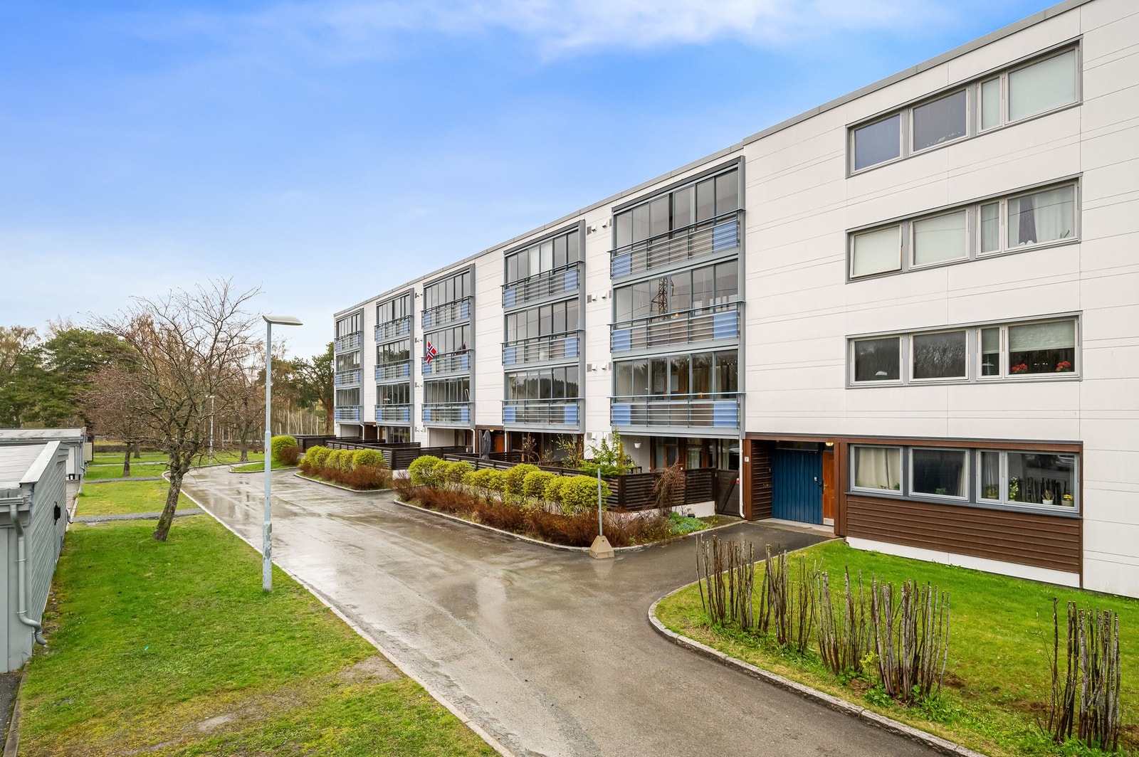 Inngangsparti. Galleribilde