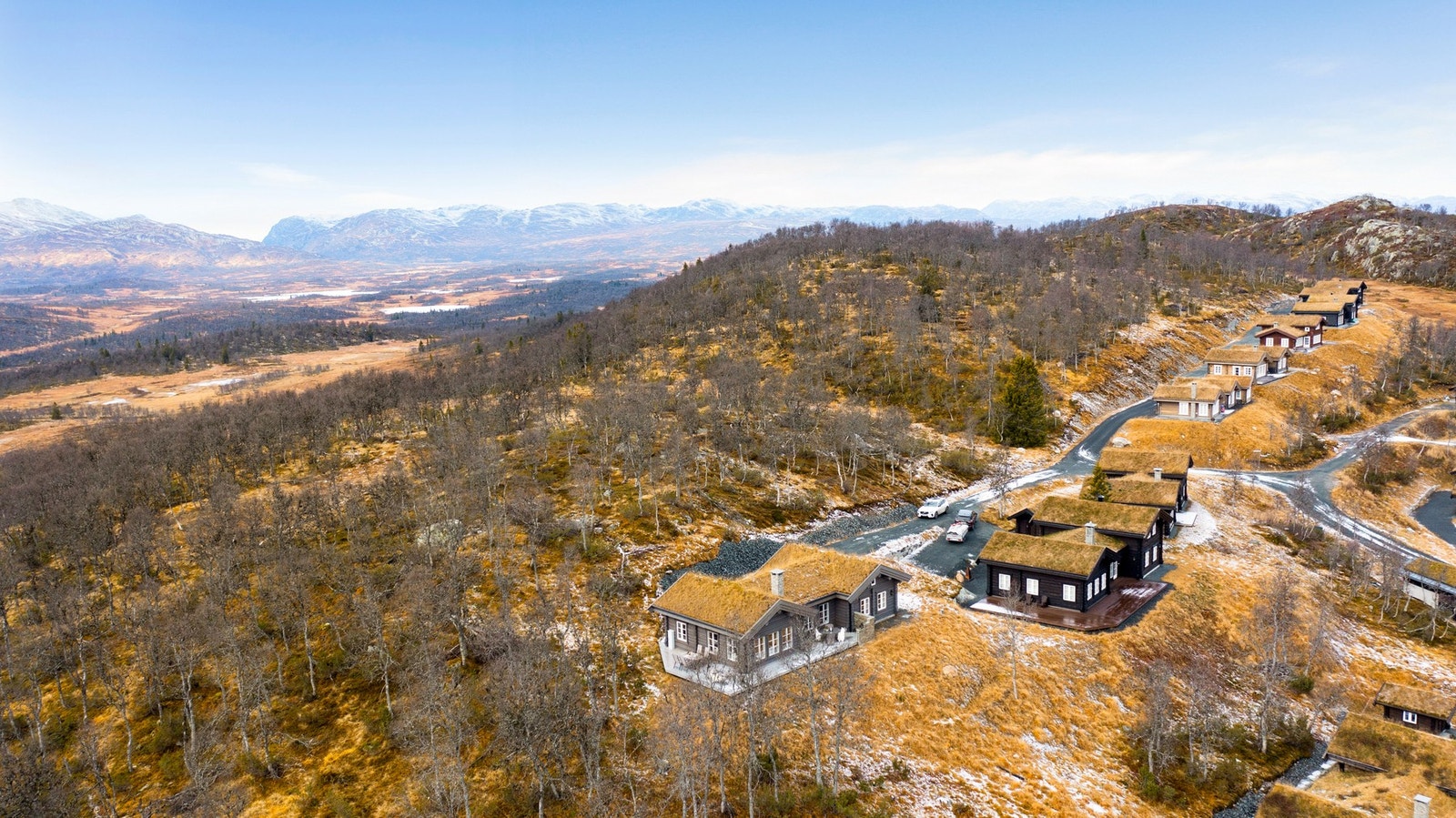 Eiendommen grenser til friområde på to sider av tomten Galleribilde