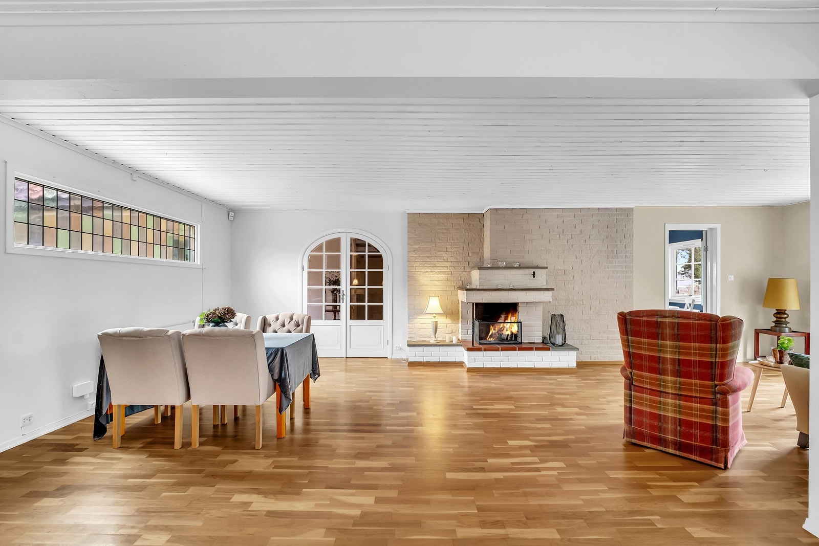 Peisområde i stue Galleribilde