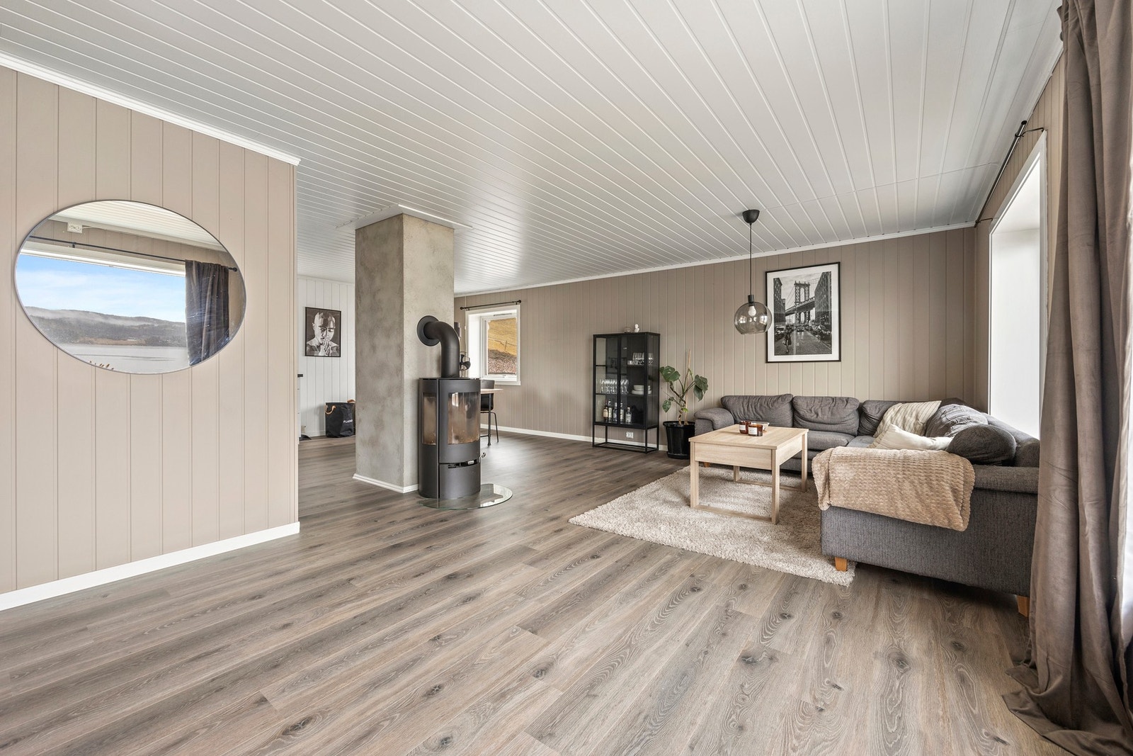 Oppvarming fra vedfyring, elektrisitet og varmepumpe Galleribilde