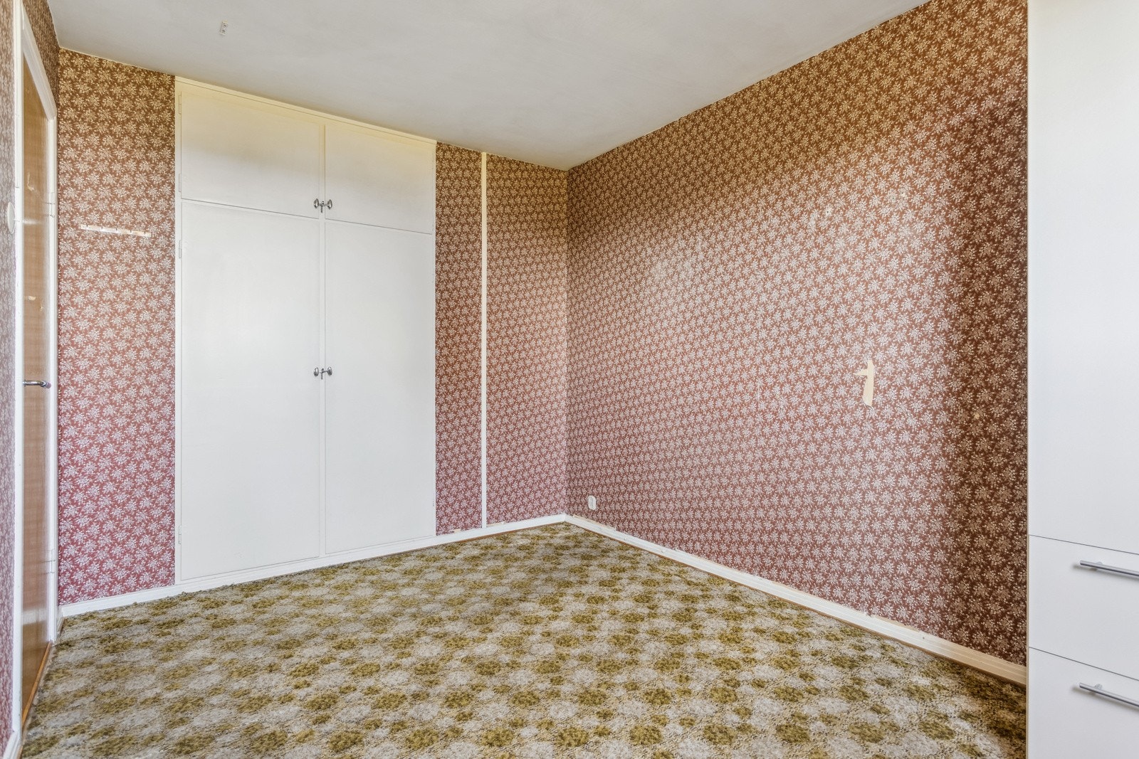 Soverom I er det største soverommet som har adkomst fra spisestuen. Galleribilde