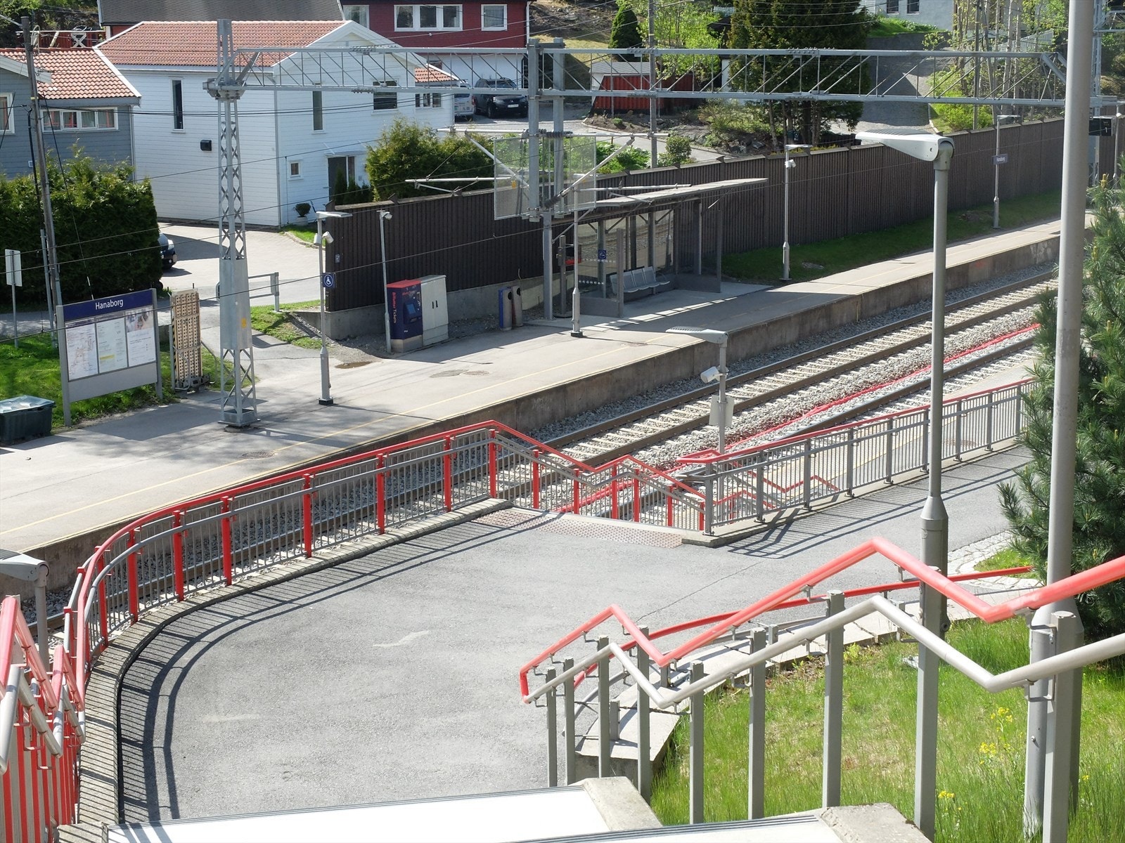 Hanaborg stasjon kun 5 minutter gange fra boligen Galleribilde