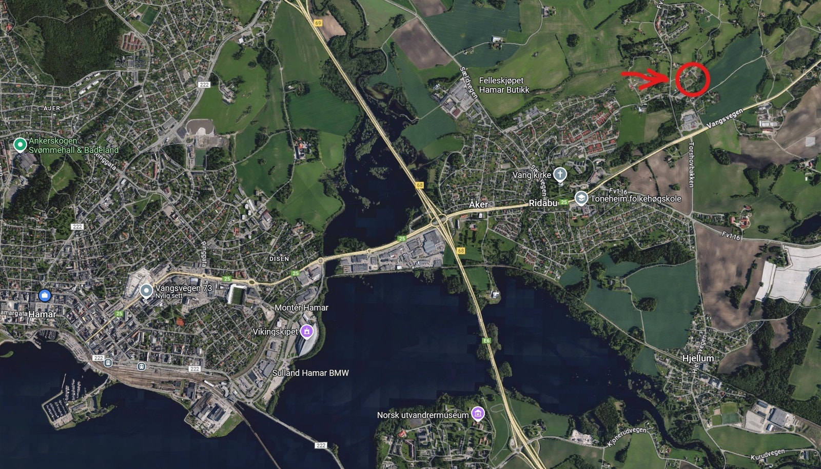 Tomteområdet markert med rødt ring, kun 5min til Hamar sentrum Galleribilde