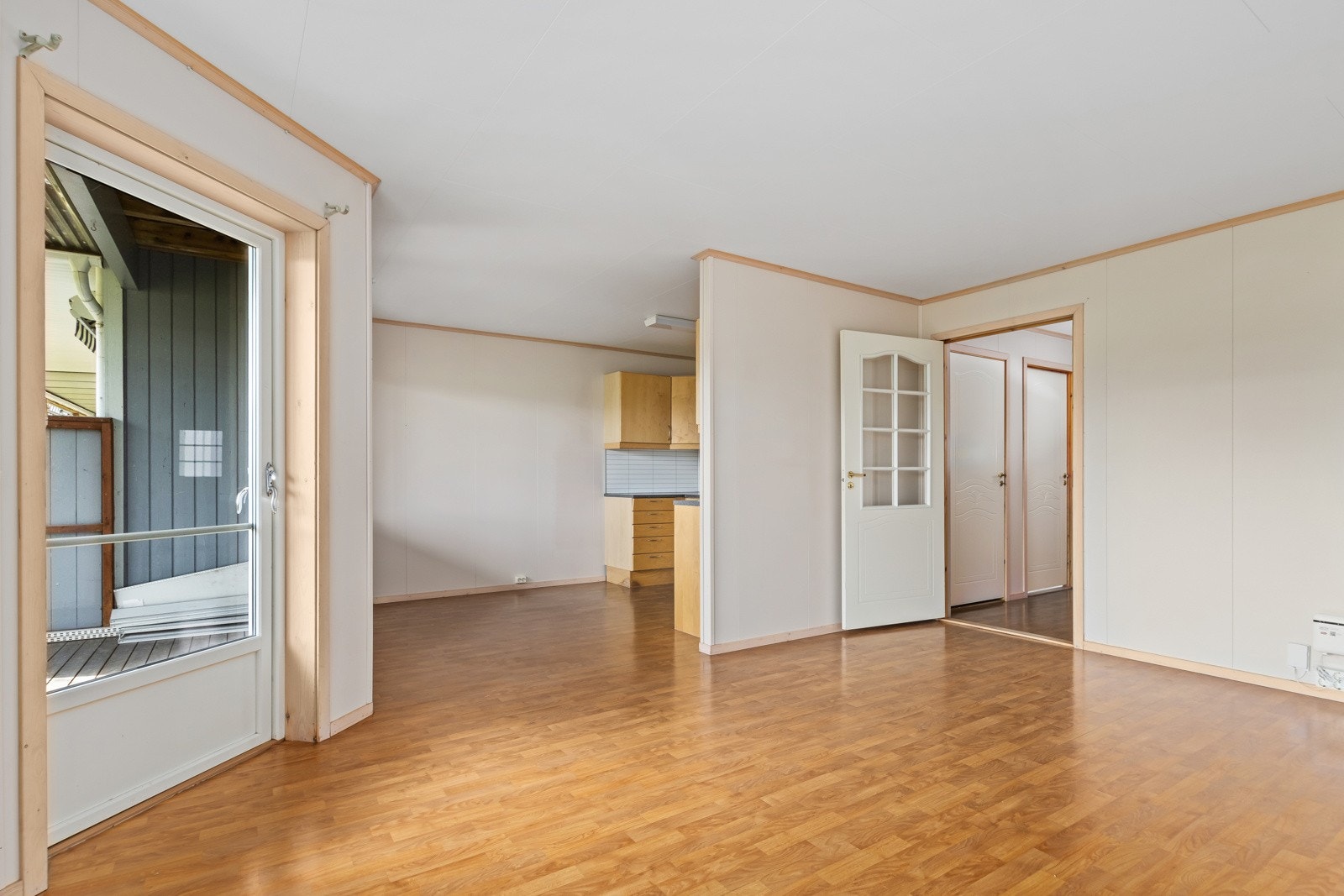 God plass til både spisebord og sofaløsning. Galleribilde