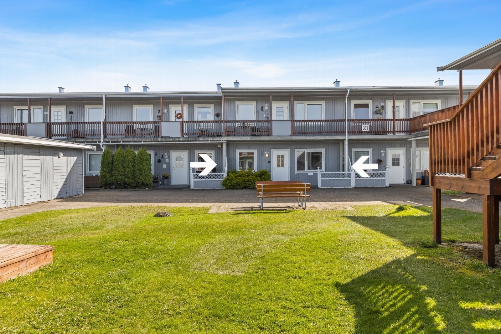 Pent opparbeidede fellesarealer på borettslagets tomt. Galleribilde