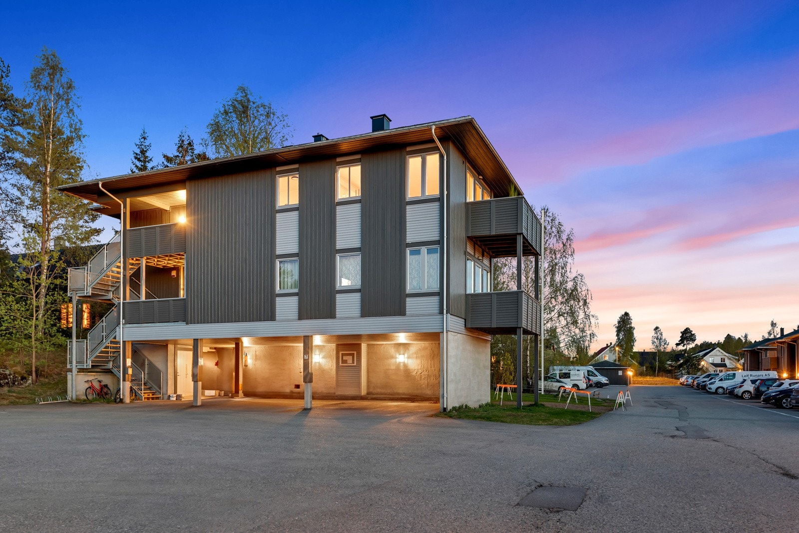 Leiligheten har en attraktiv beliggenhet på Skogmo, kun 17 min. gange fra Jessheim sentrum! Galleribilde