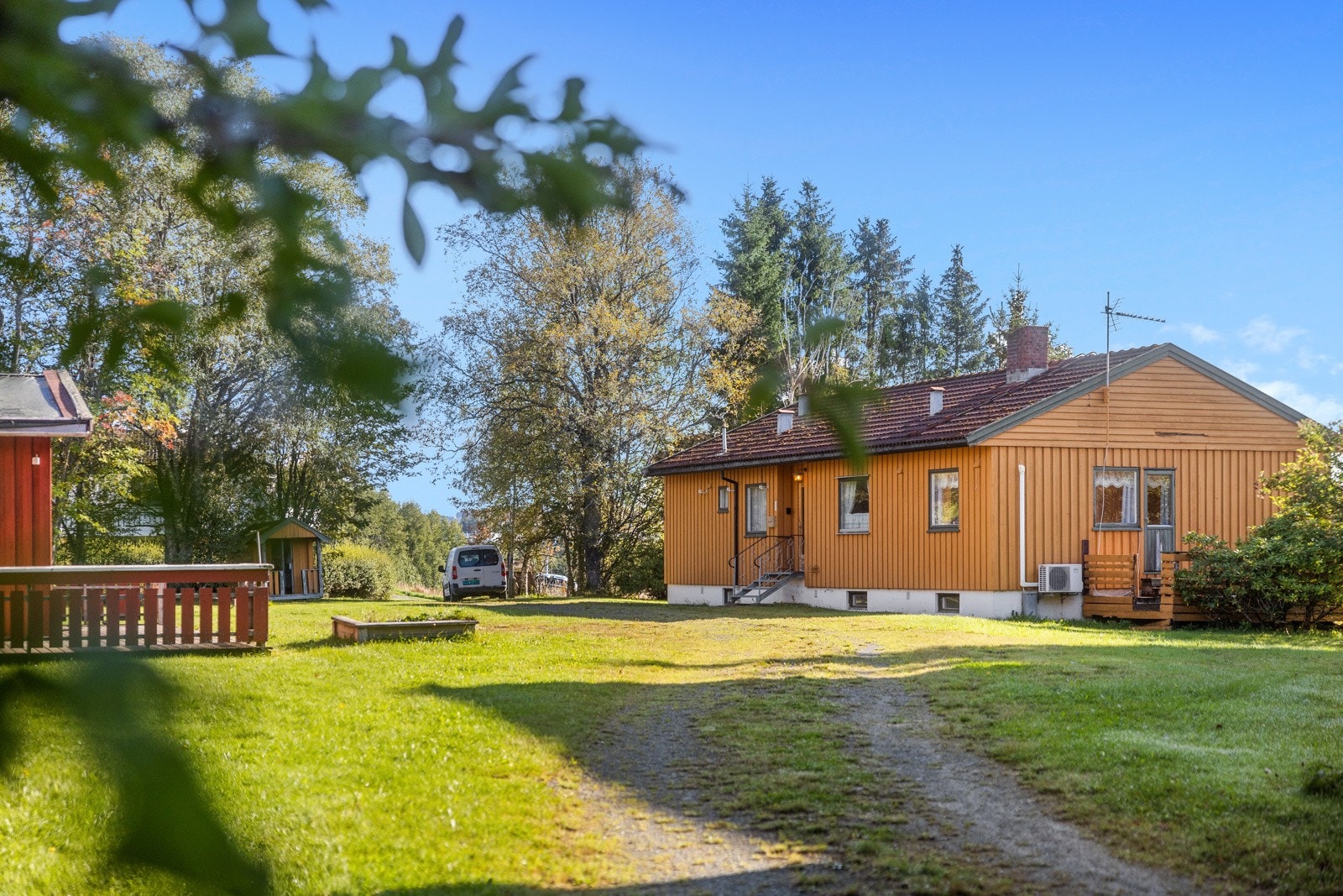 Gårdstun Galleribilde