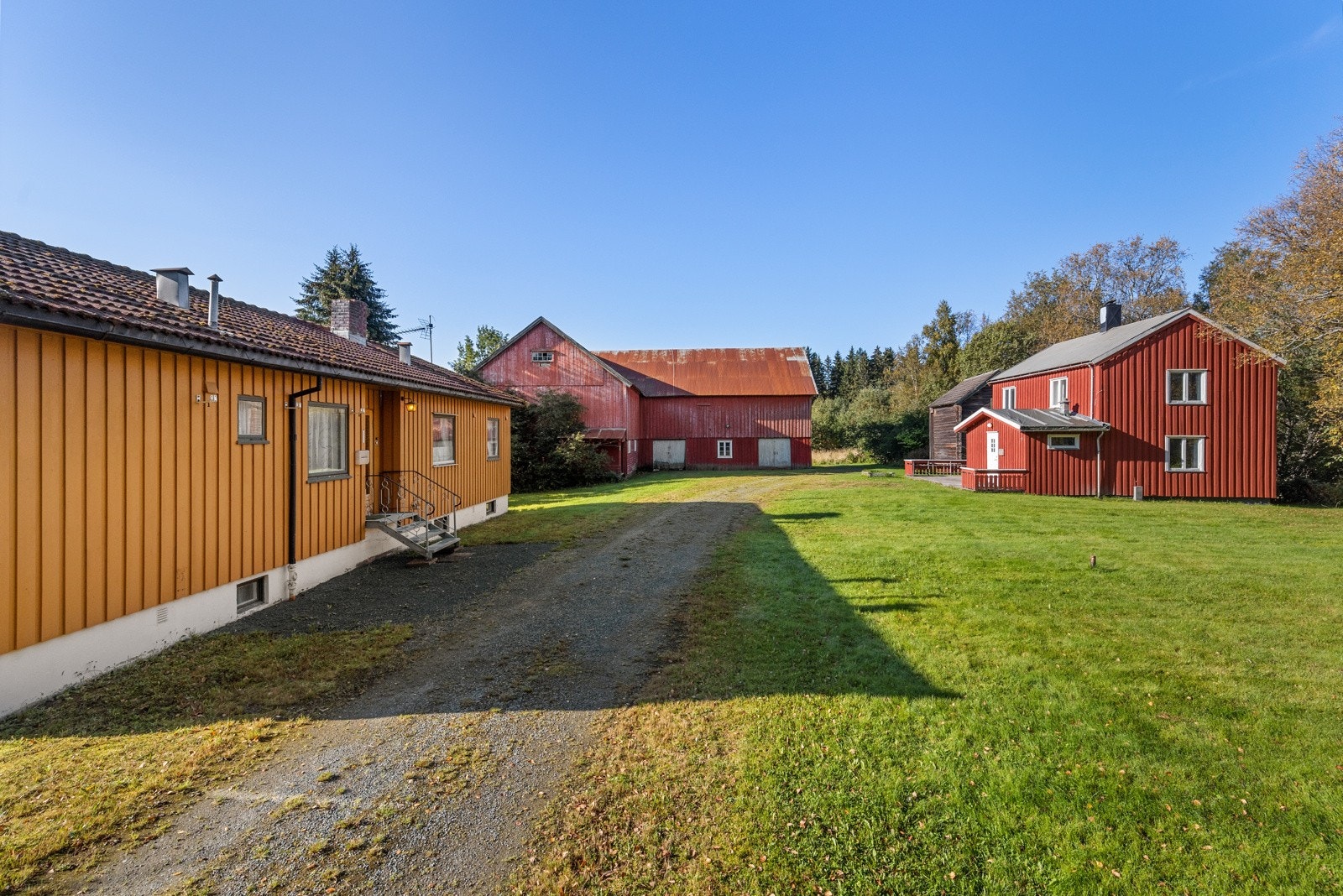 Gårdstun Galleribilde