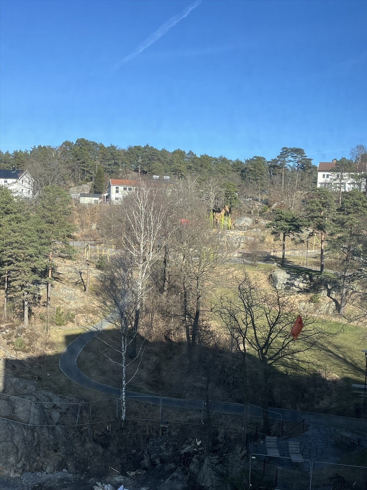 utsikt også til Odderøya og Peisestuen. Galleribilde