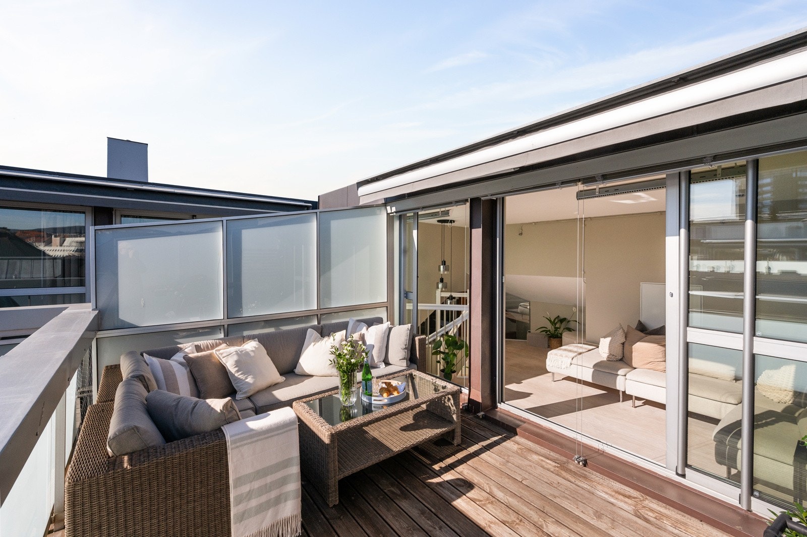 Her nytes varme sommerdager til det fulle. Gode innredningsmuligheter. Galleribilde