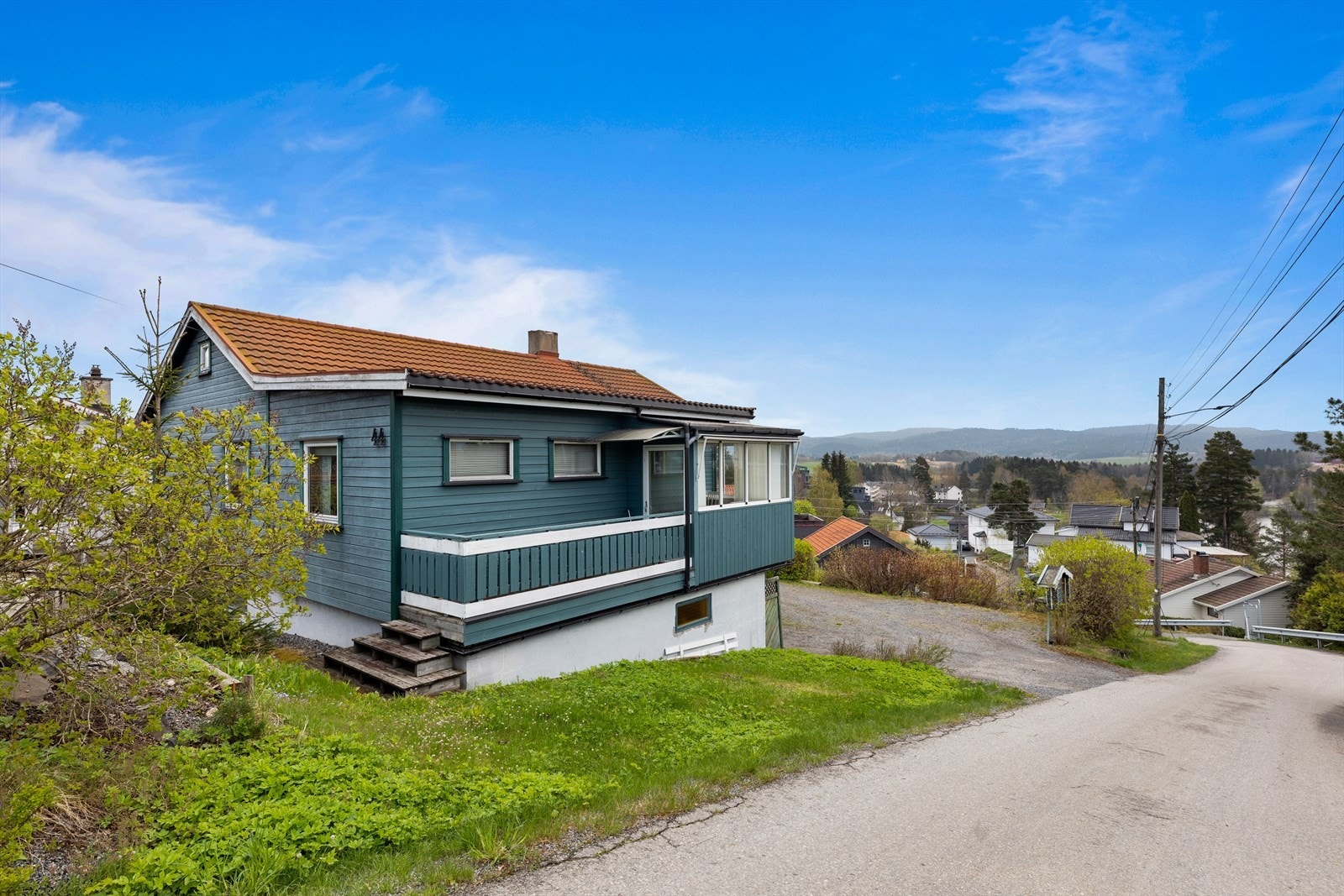 Her ligger alt til rette for deg som ønsker et oppussingsprosjekt med potensial - enten du vil bevare det nostalgiske uttrykket eller skape noe helt nytt. Galleribilde