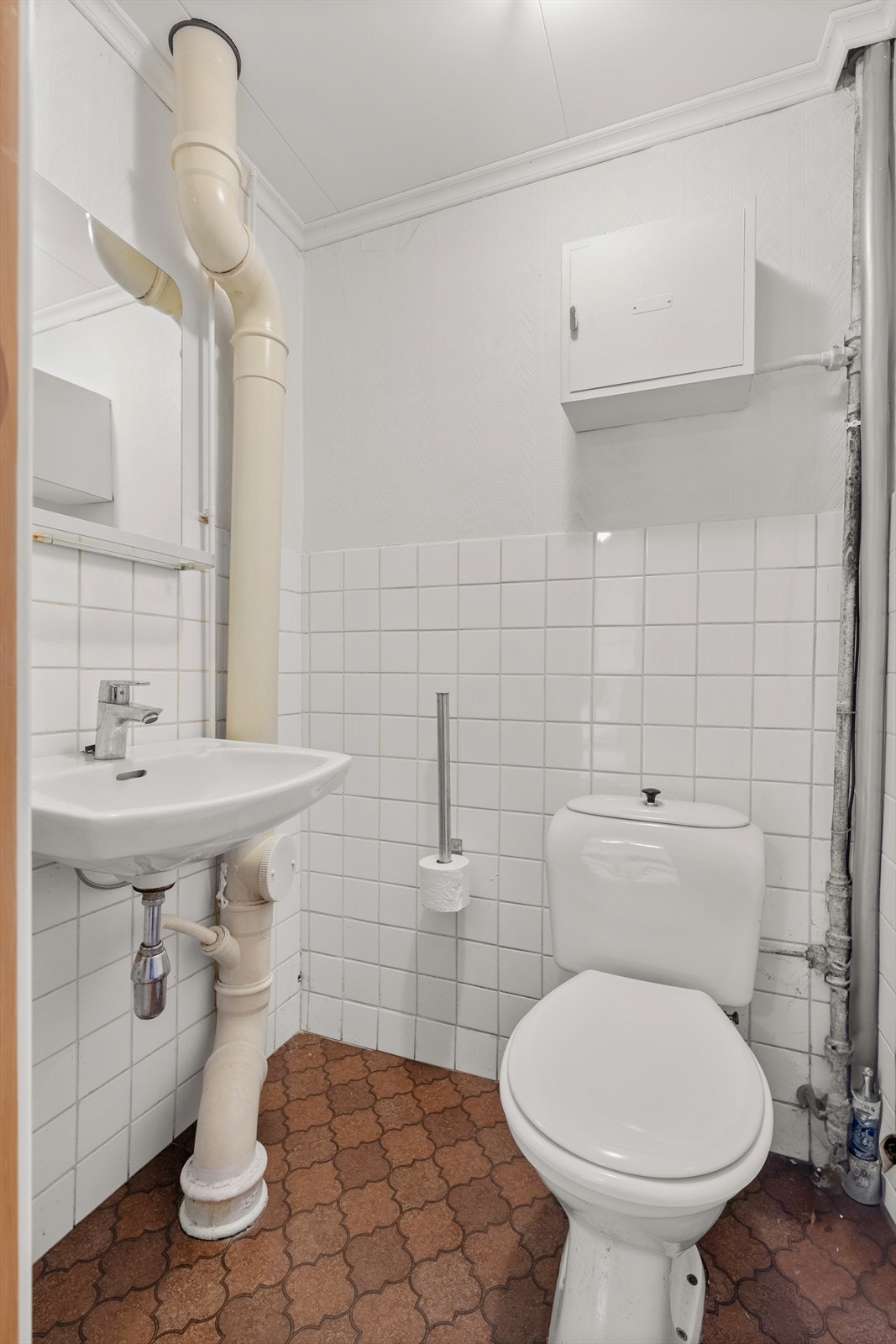 Toalettrom i underetasjen. Galleribilde