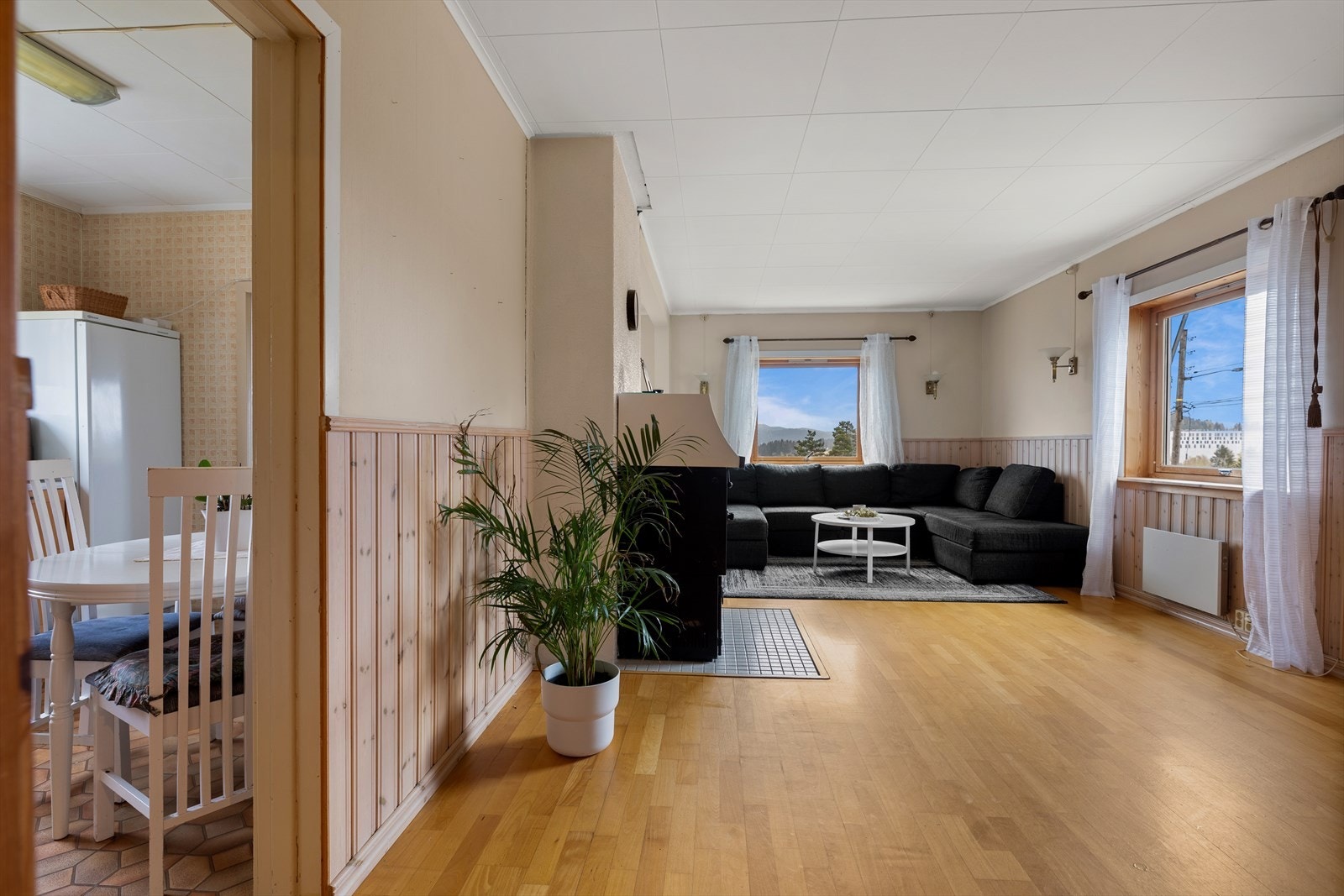 I begge etasjer finnes det stuer med god plass til både avslapning og sosiale sammenkomster. Galleribilde