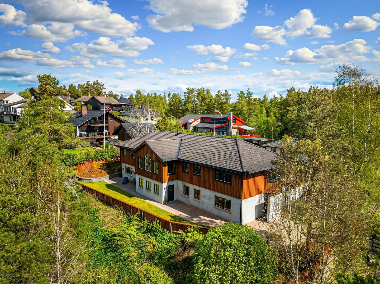 Innholdsrik enebolig/ generasjonsbolig. Galleribilde