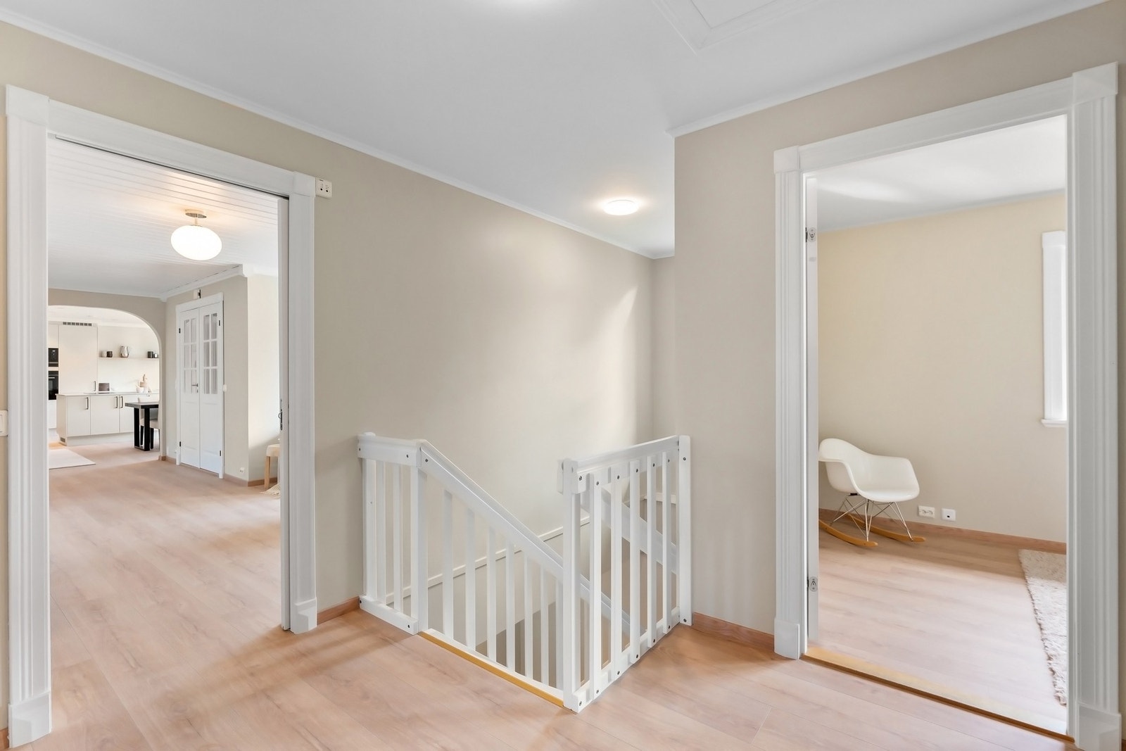 Trapp ned til underetasjen. Galleribilde