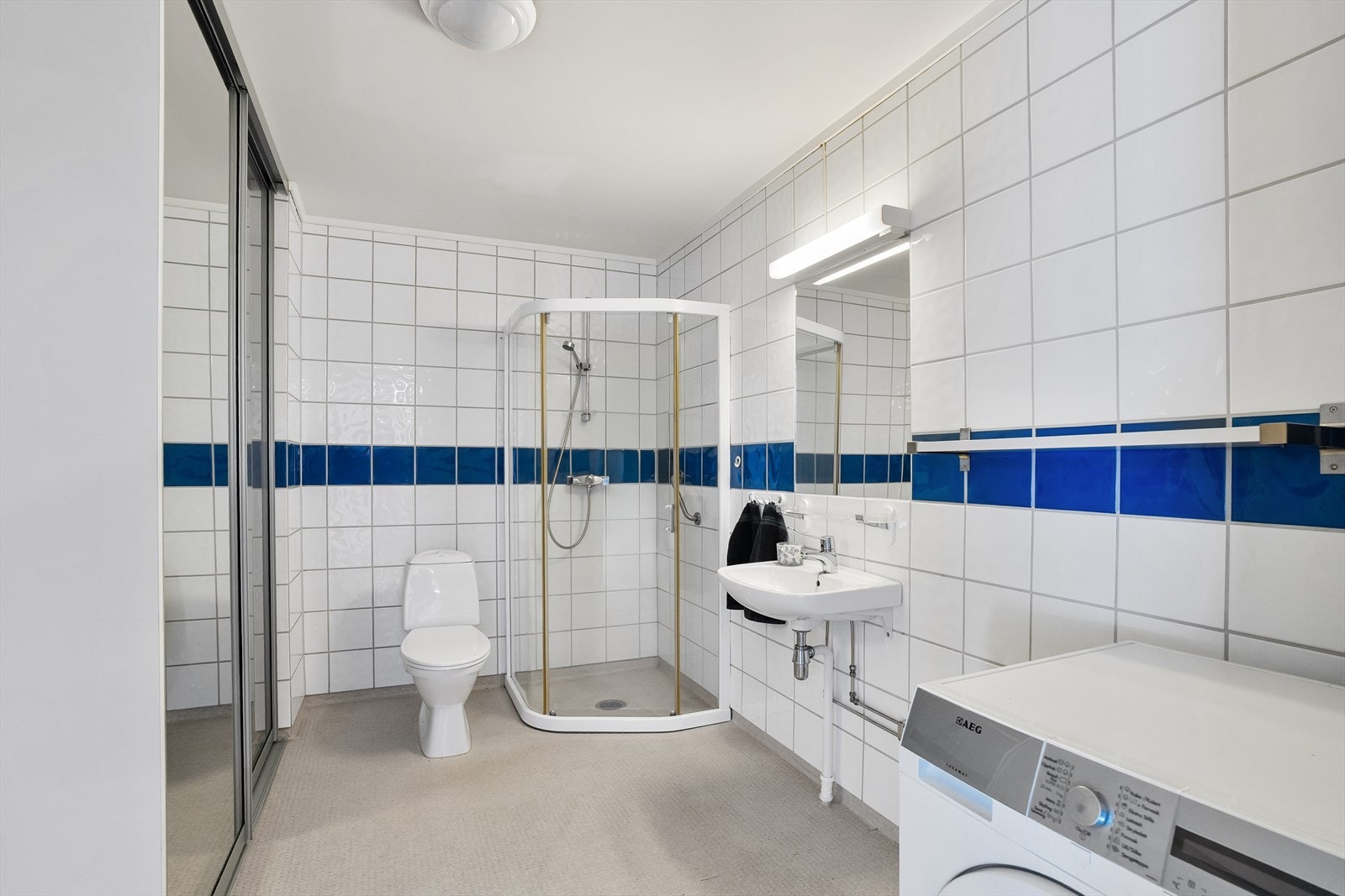 Bad med varmekabler Galleribilde