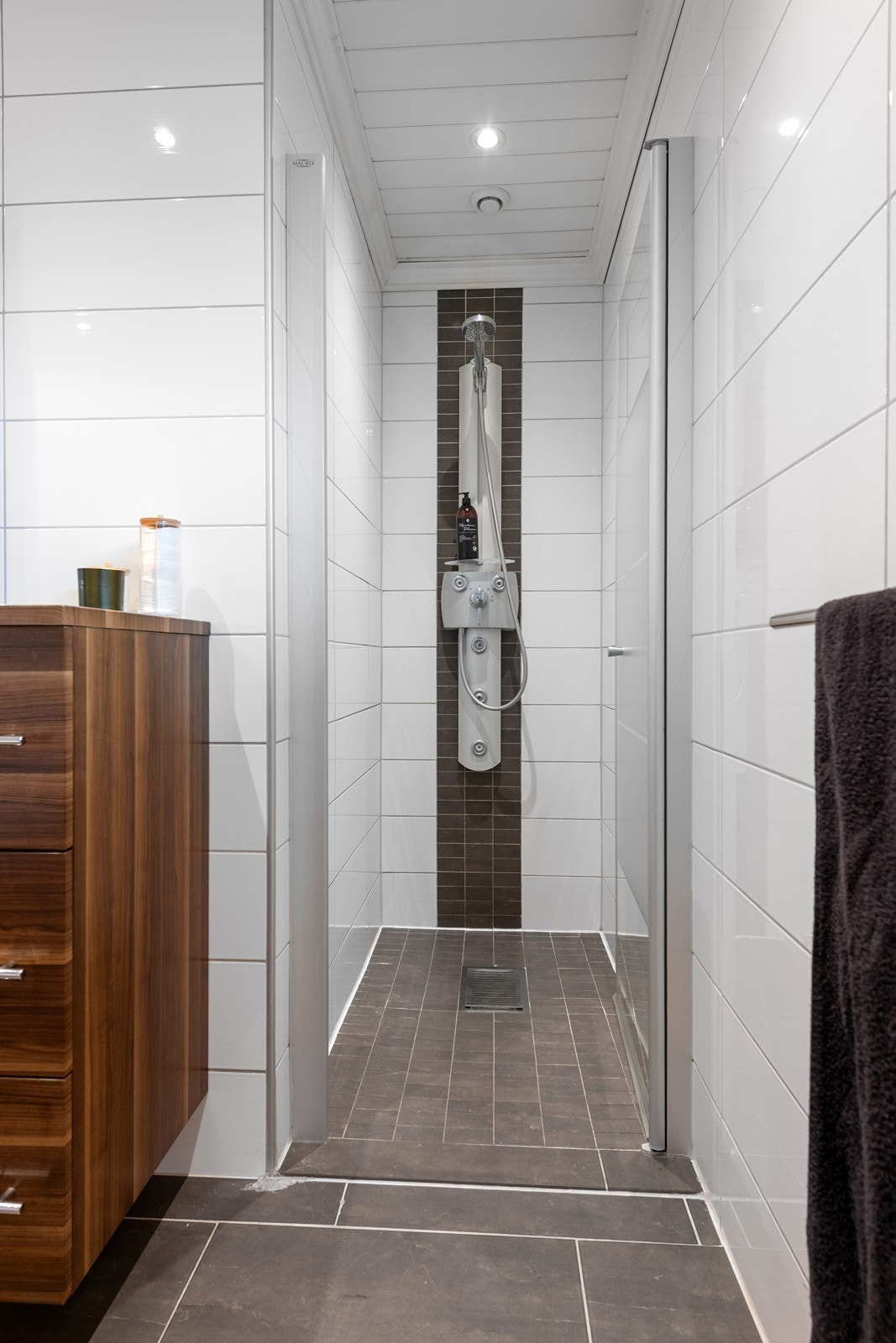 Dusjnisje på bad Galleribilde