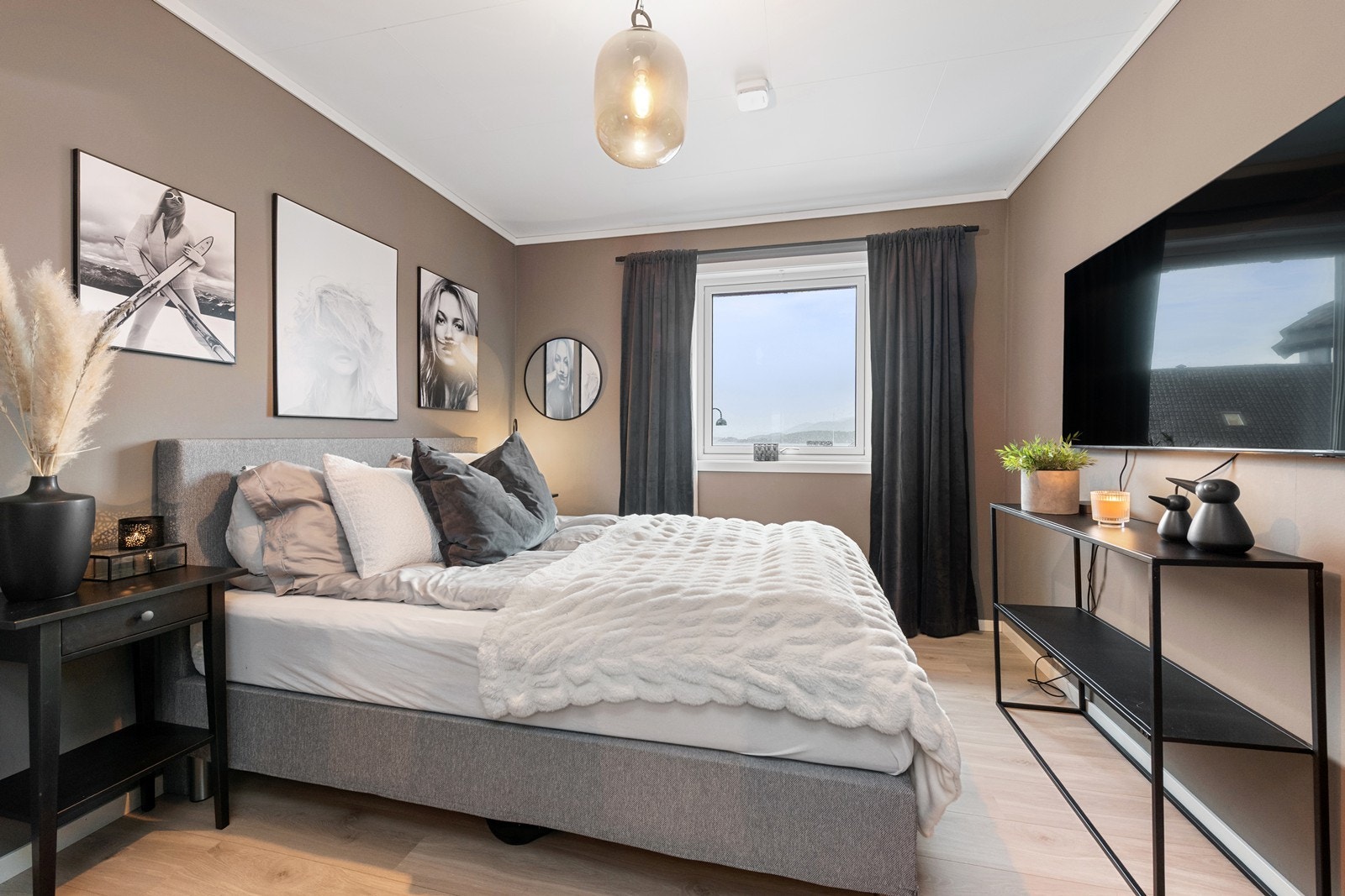 Soverom 2 i hovedetasjen Galleribilde