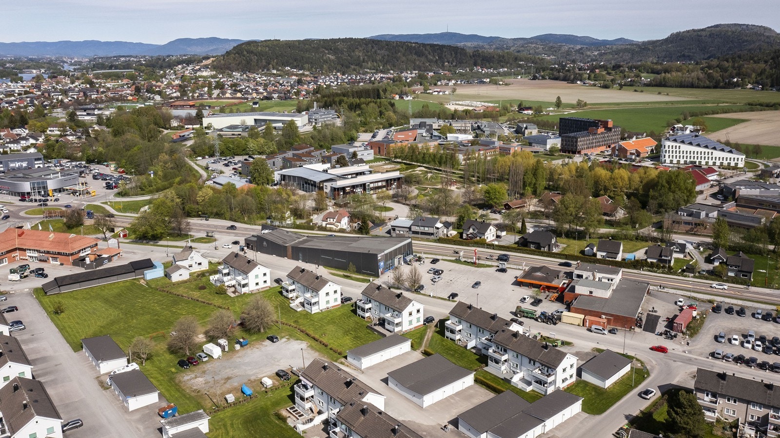 Kort gangavstand til Kjølnes skole og idrettspark Galleribilde