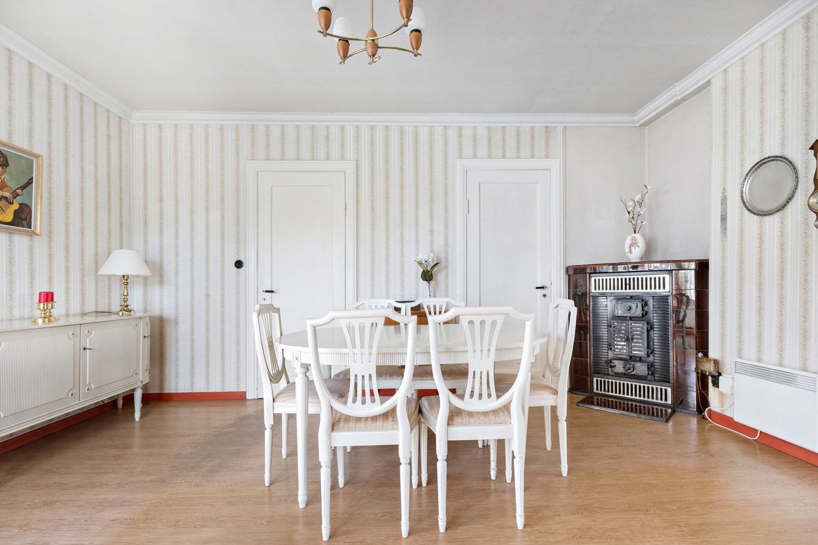 Spisestue i 2. etg. Galleribilde