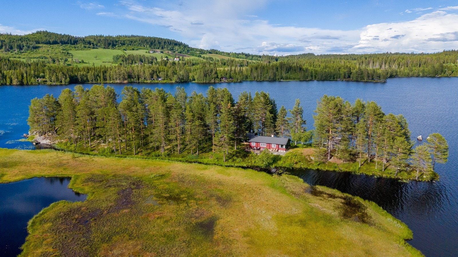 Her eier du mer enn land; her eier du Skumsjøens hjerte! Galleribilde
