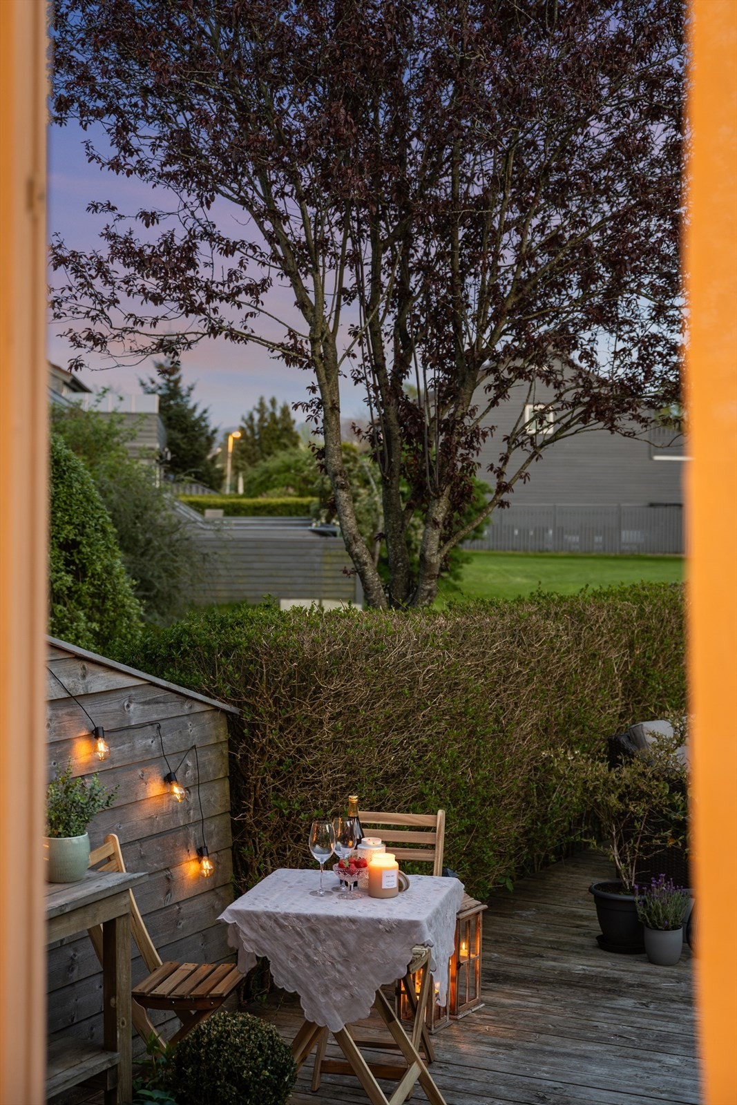 Utgang til terrasse fra stue. Galleribilde