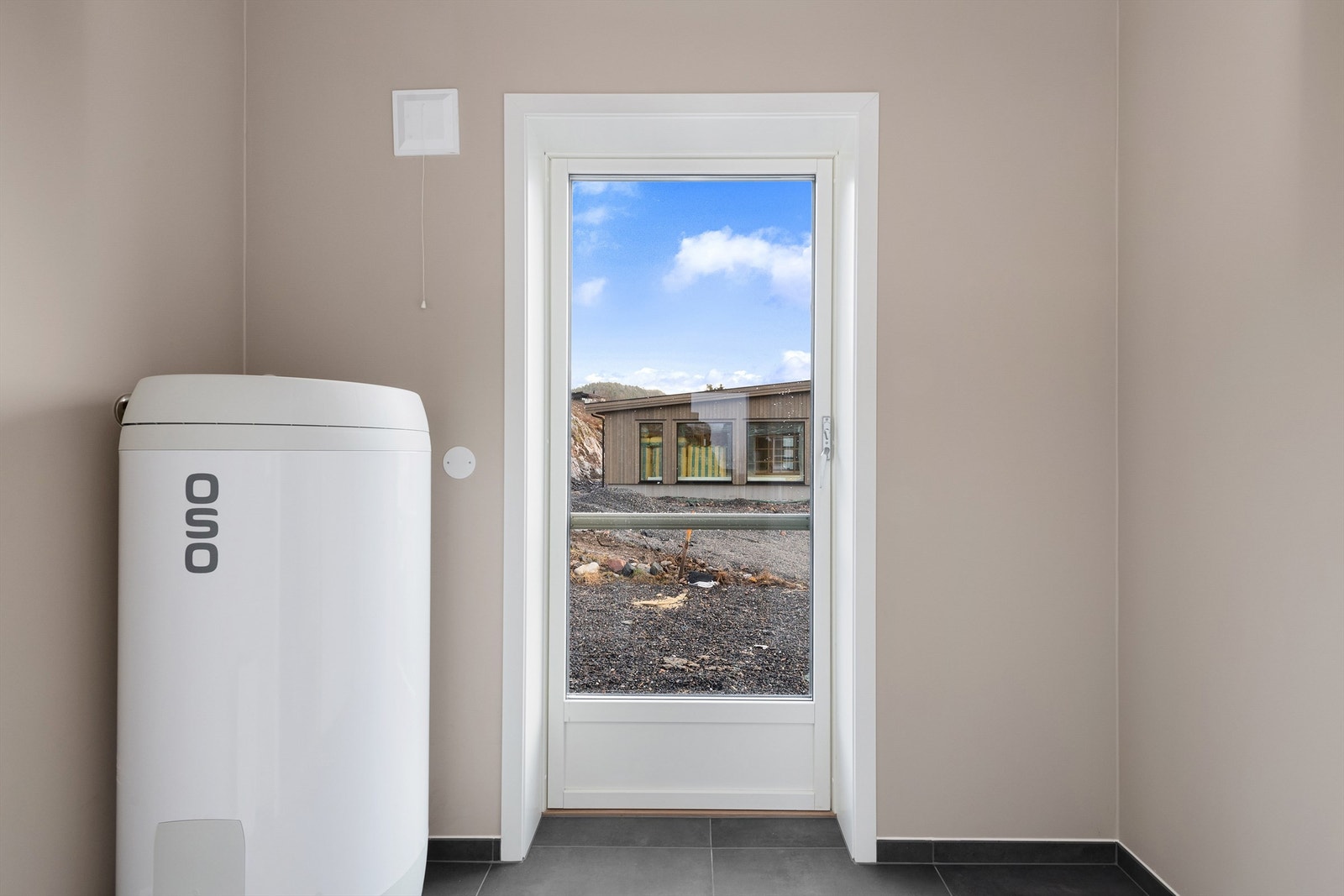 Teknisk rom med utgang. Galleribilde