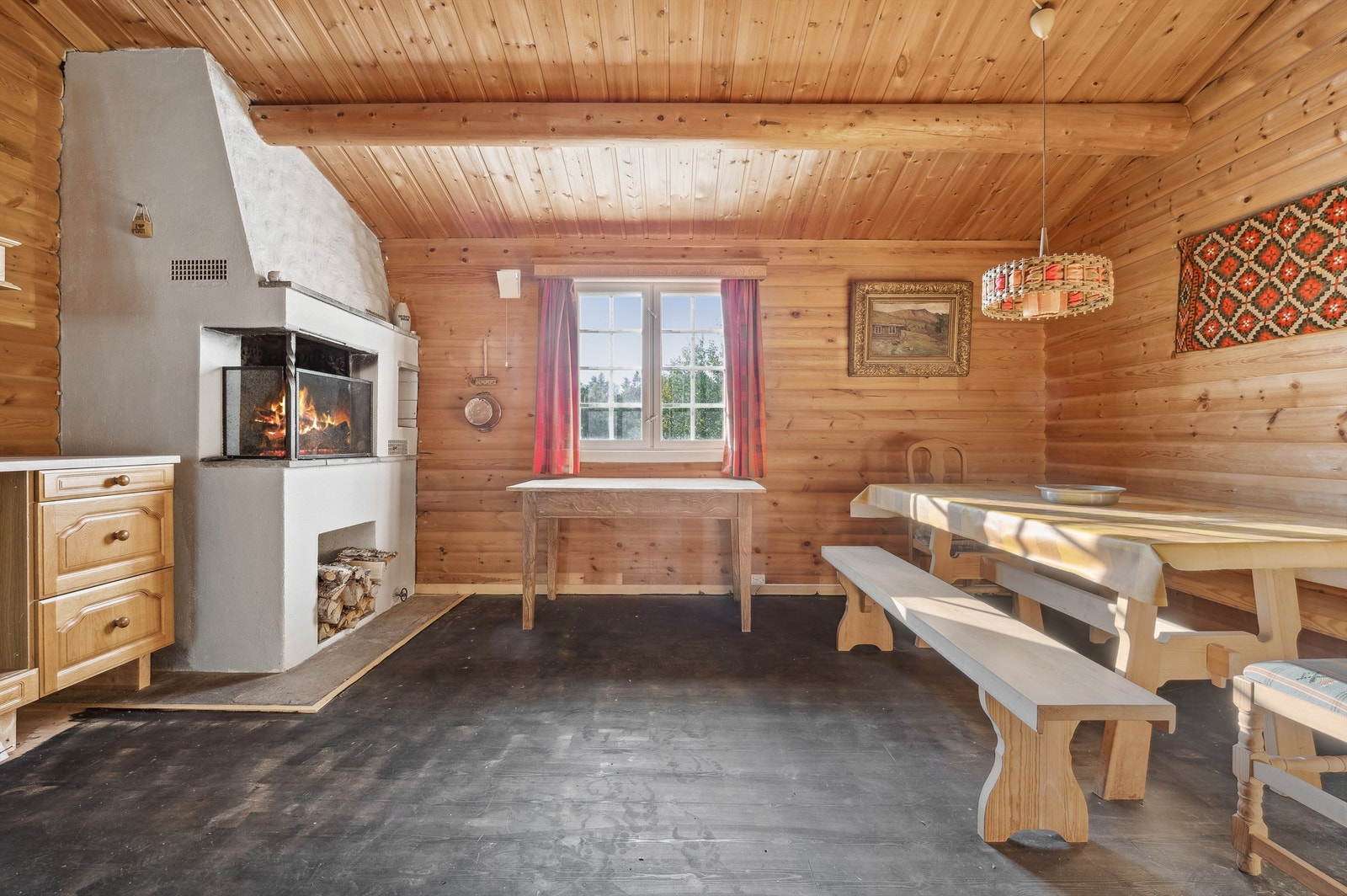 God plass til langbord og benker Galleribilde